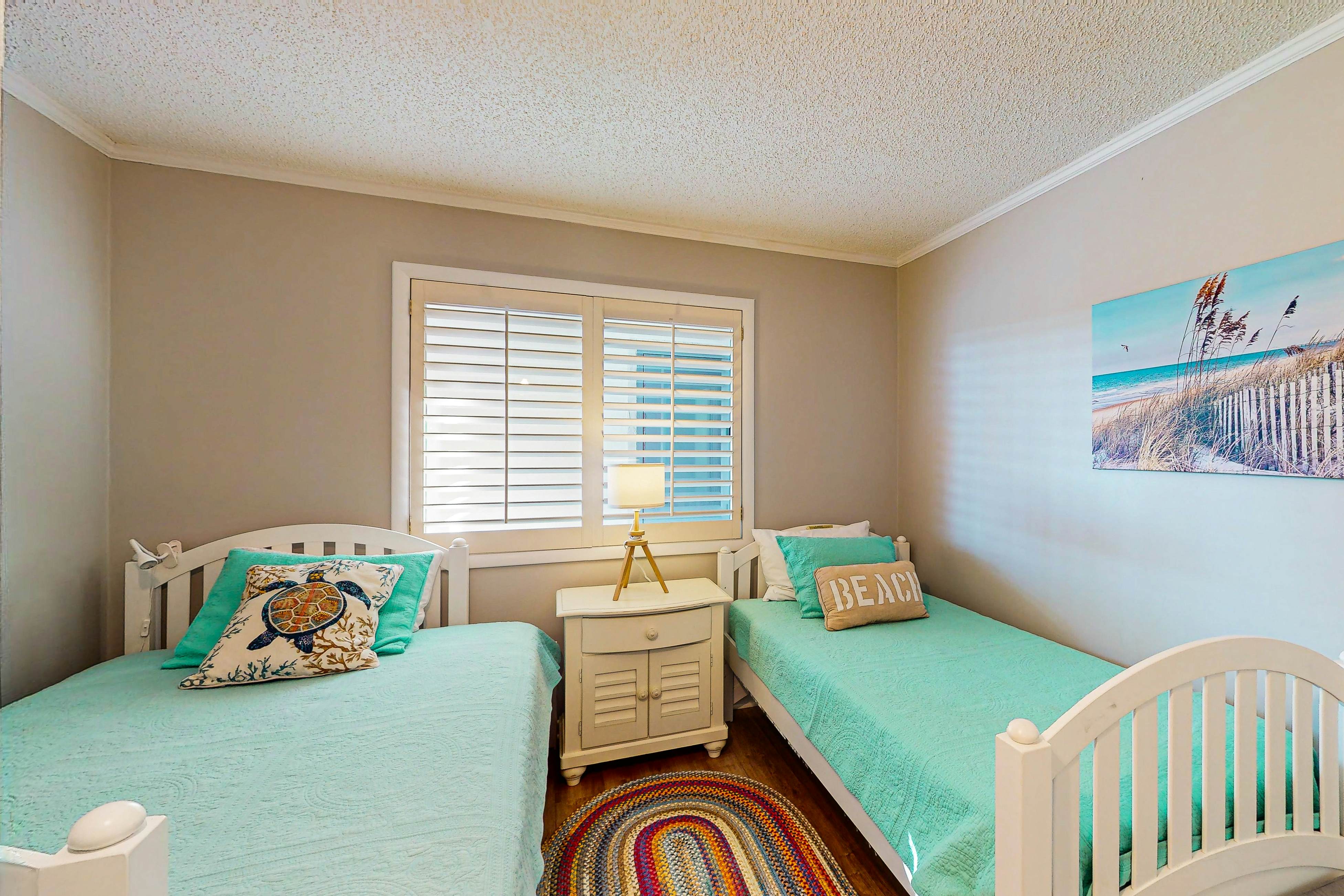 ABIBS142 Island Beach & Racquet Club G106