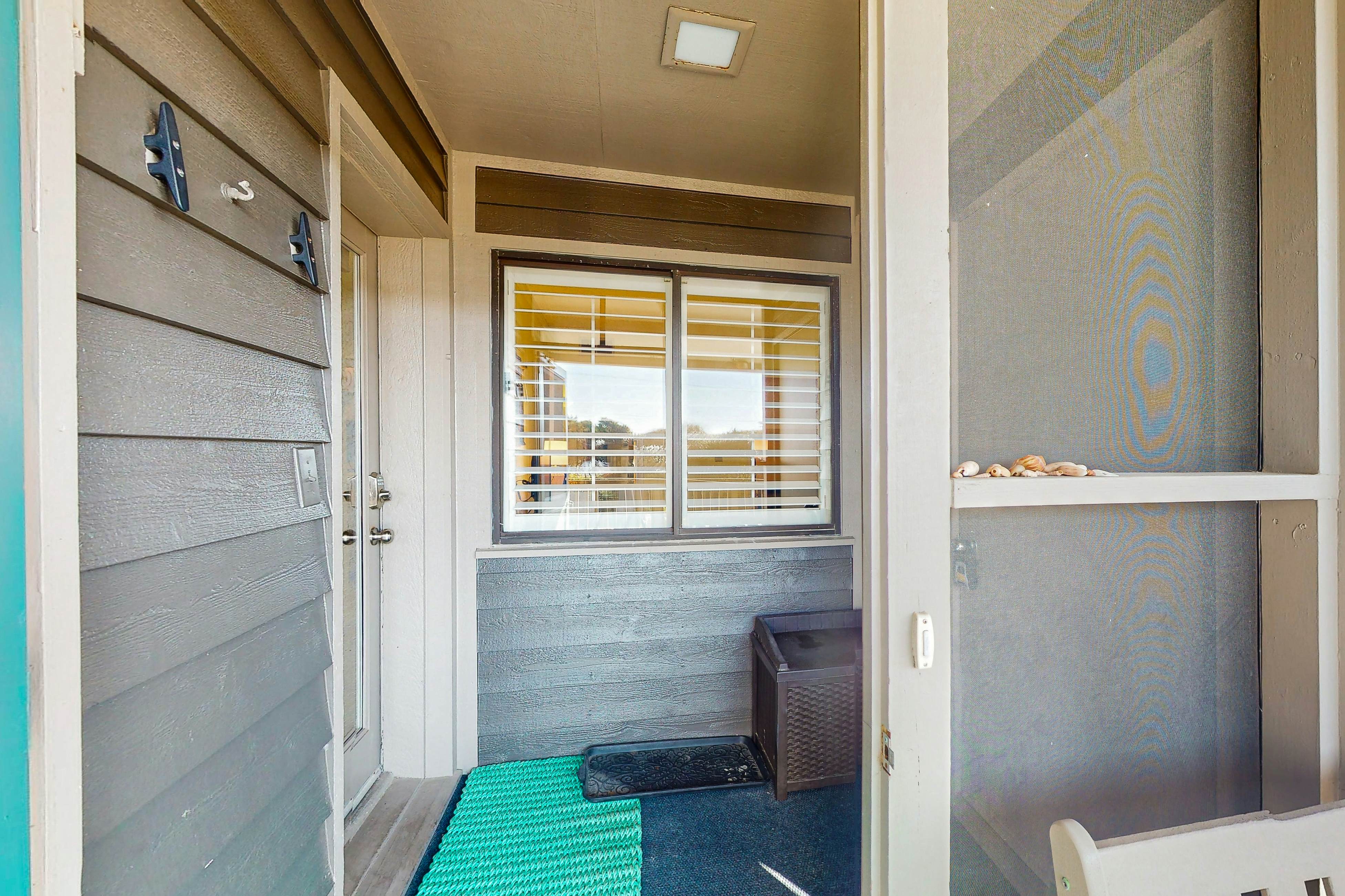 ABIBS142 Island Beach & Racquet Club G106