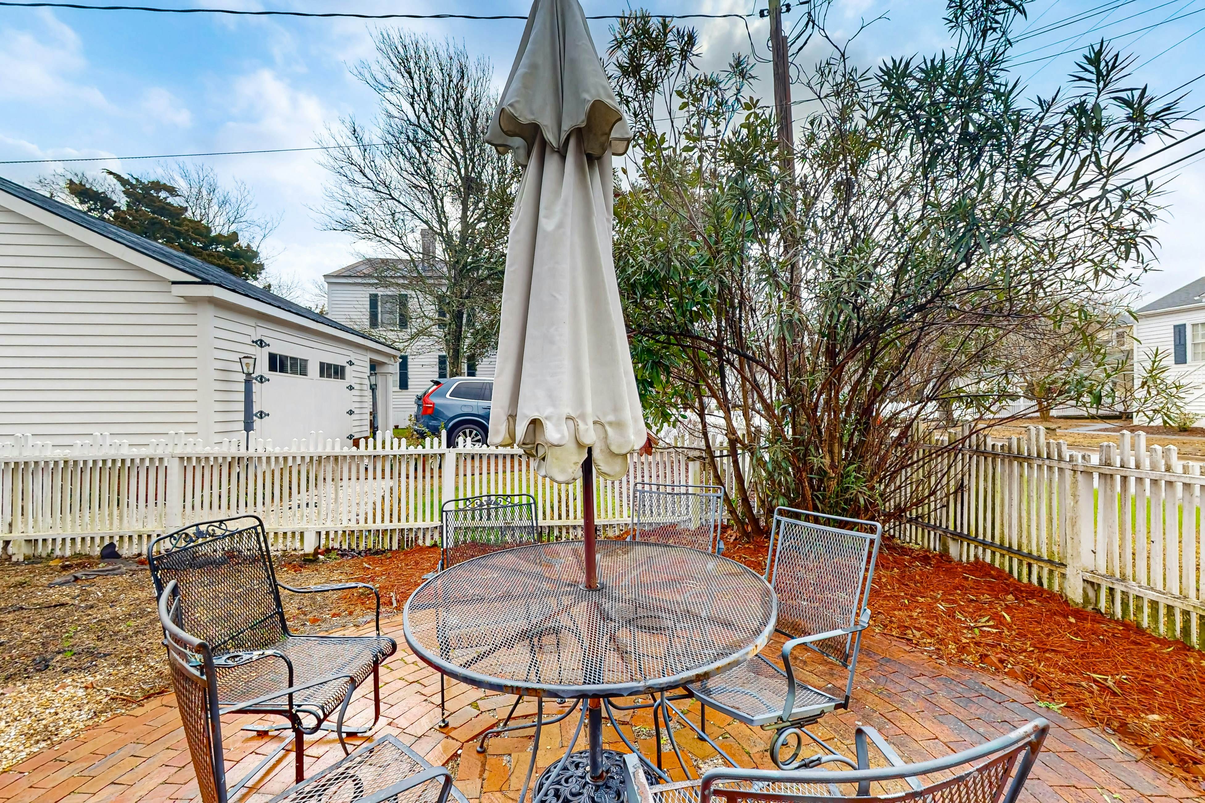 BFCT16 Elizabeth Bell House