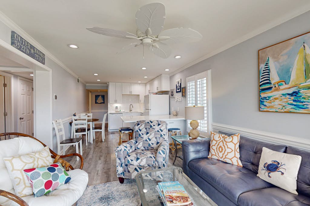 Second-Floor, Ocean View Condo with WiFi & Shared Pools/Hot Tub/Putt-Putt
