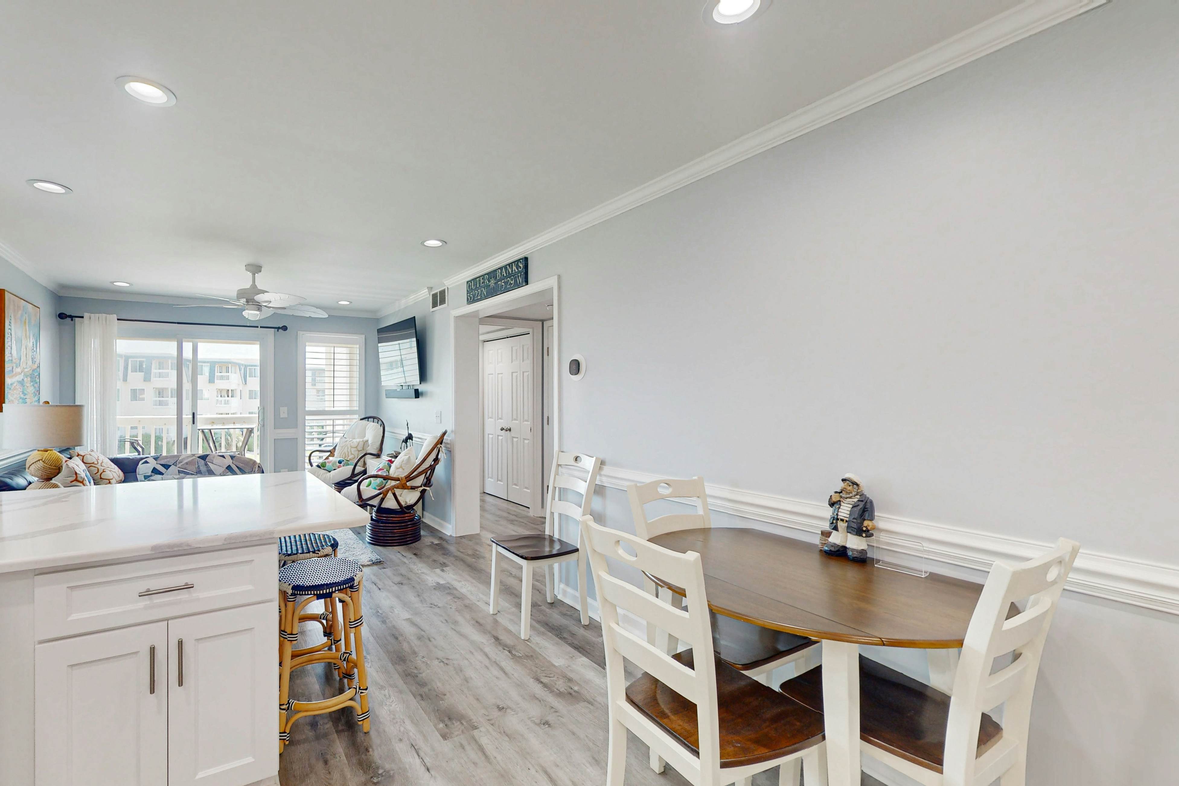 ABPAB68 A Place At The Beach 201