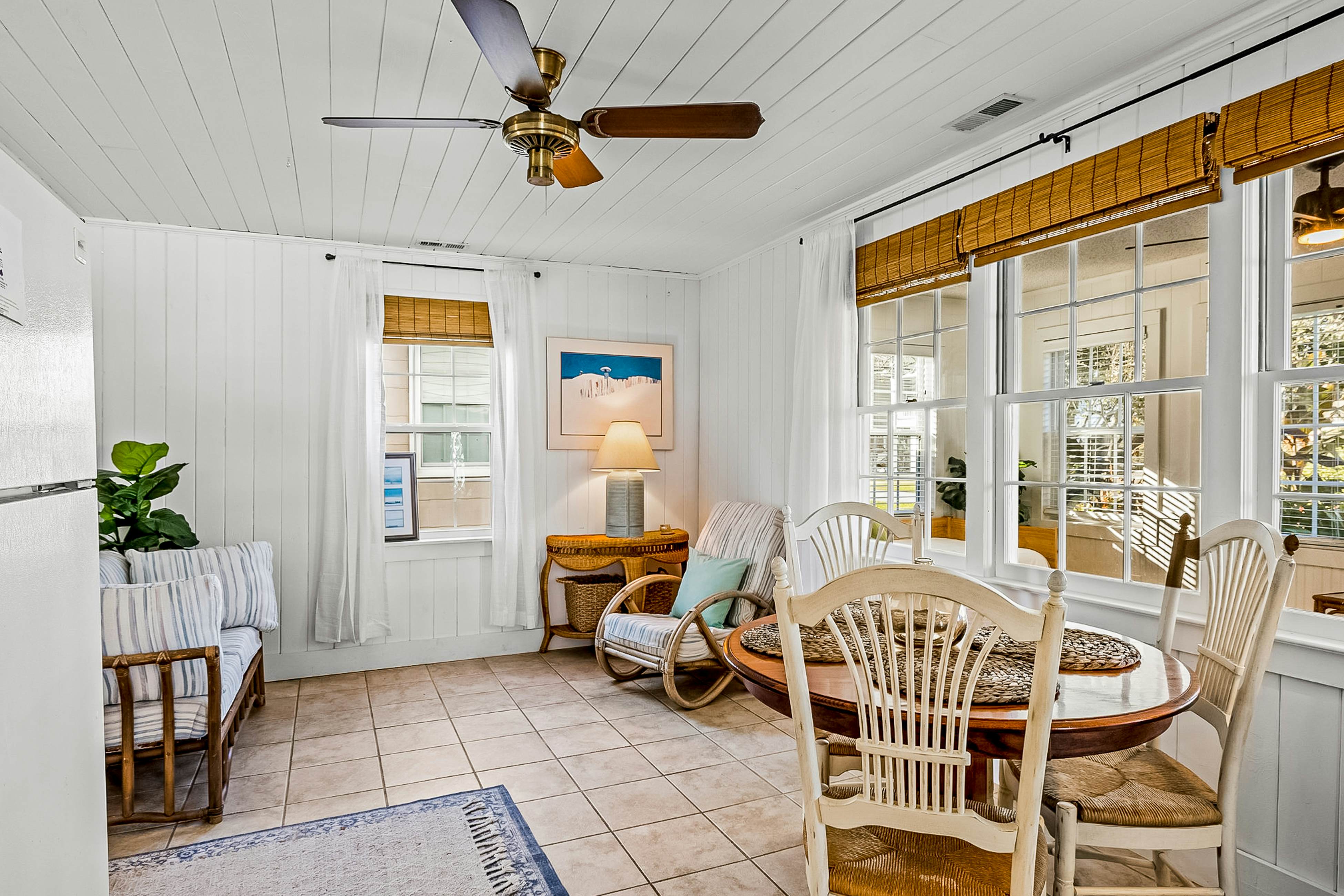 AB136 Charming Cottage