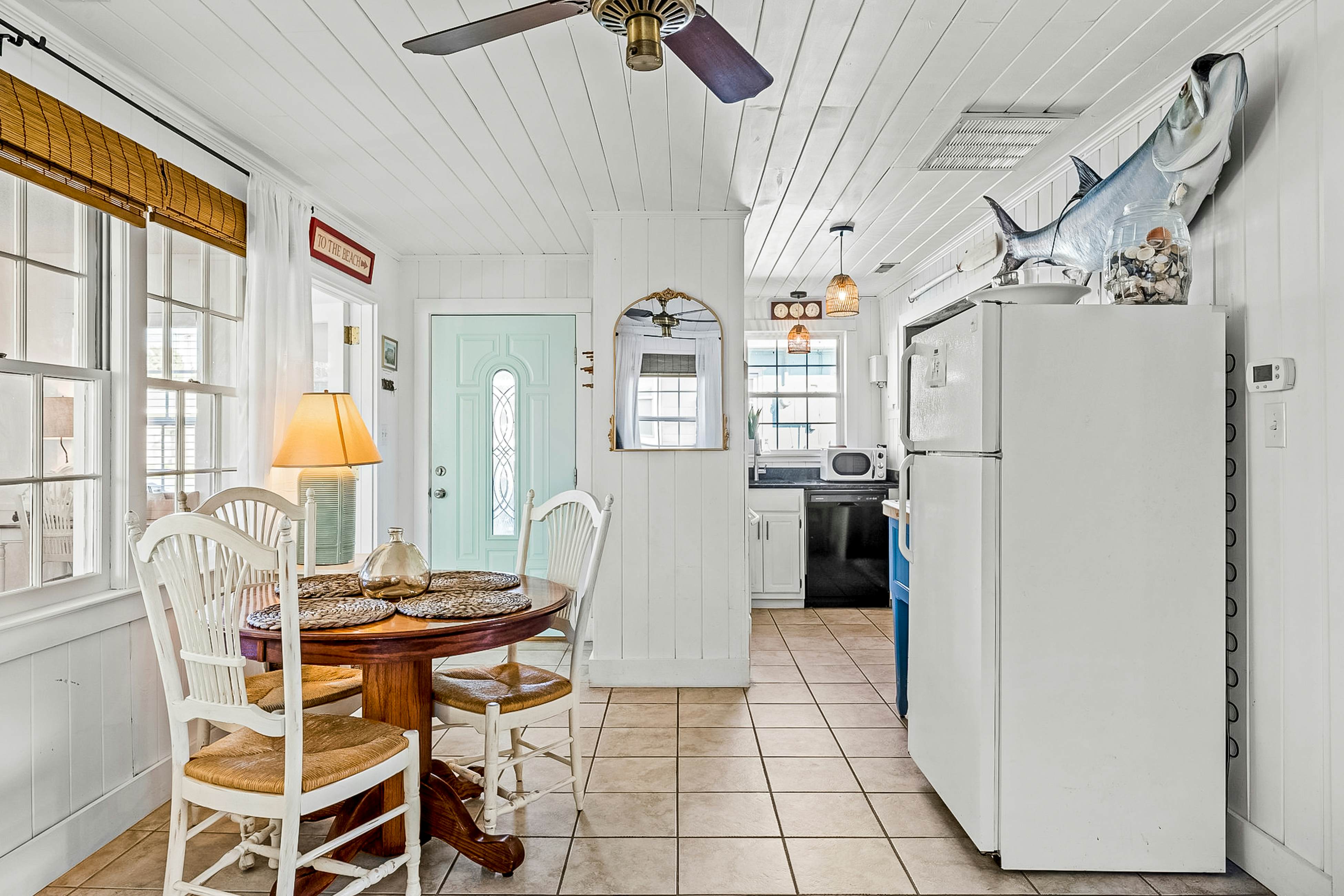 AB136 Charming Cottage