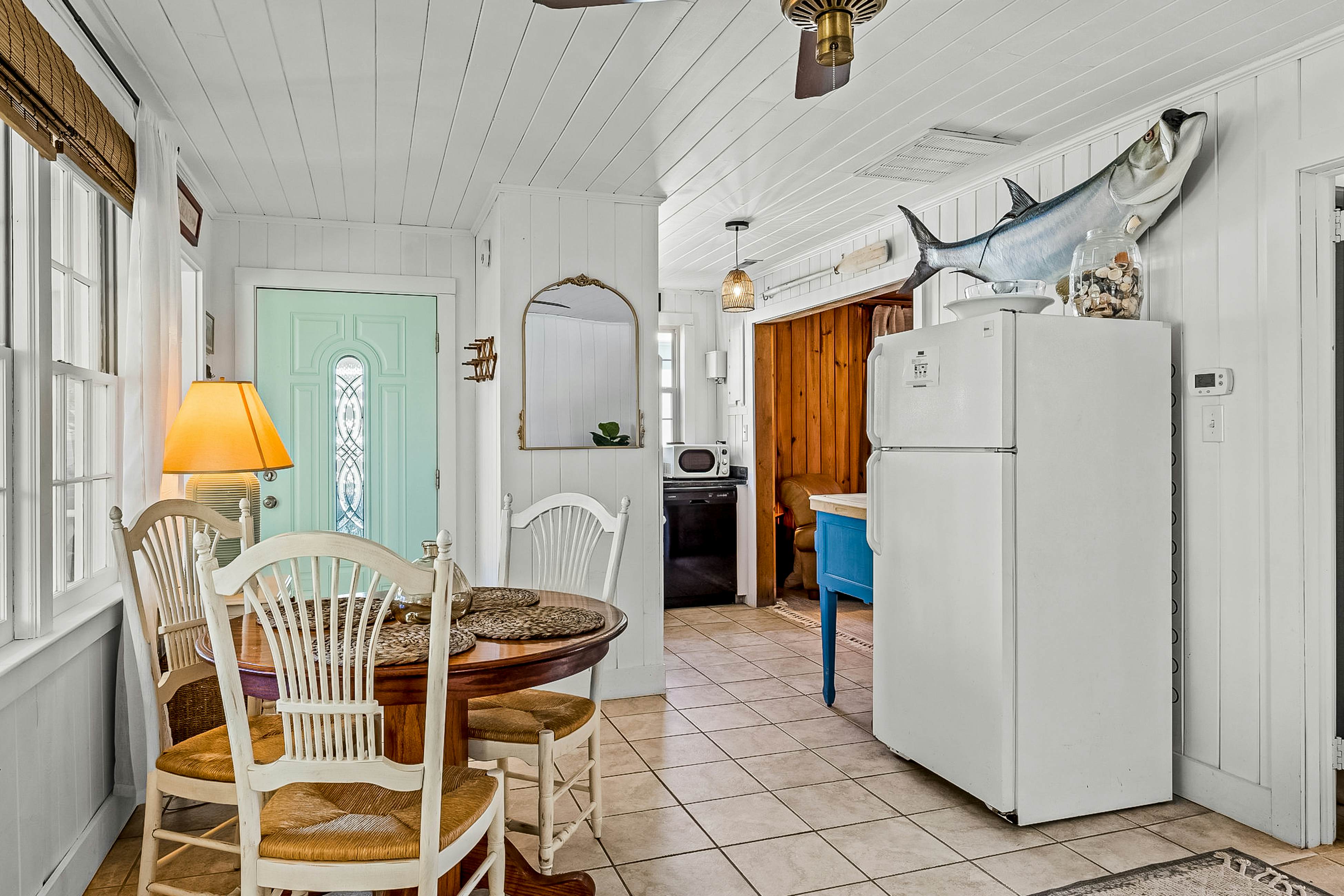 AB136 Charming Cottage