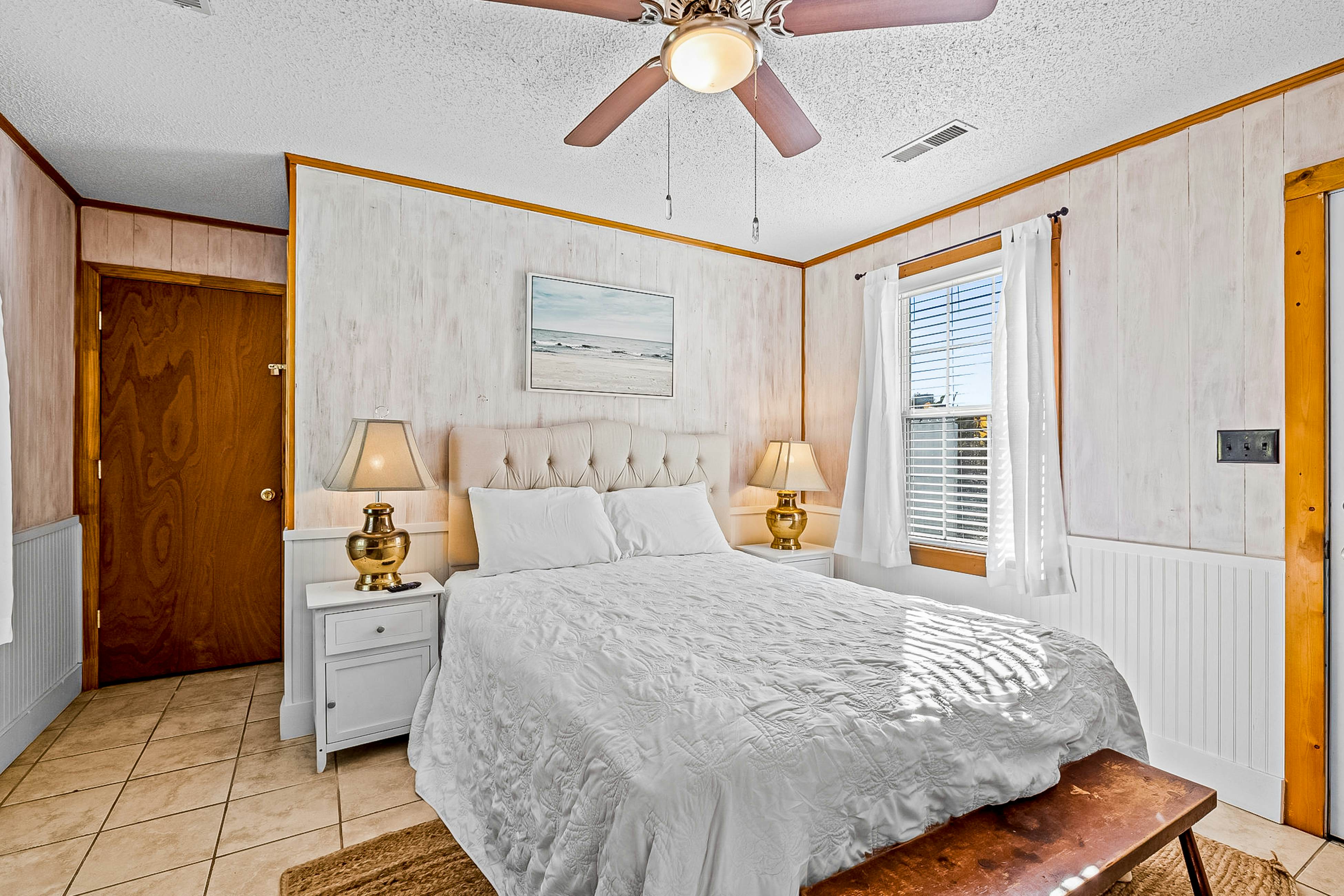 AB136 Charming Cottage