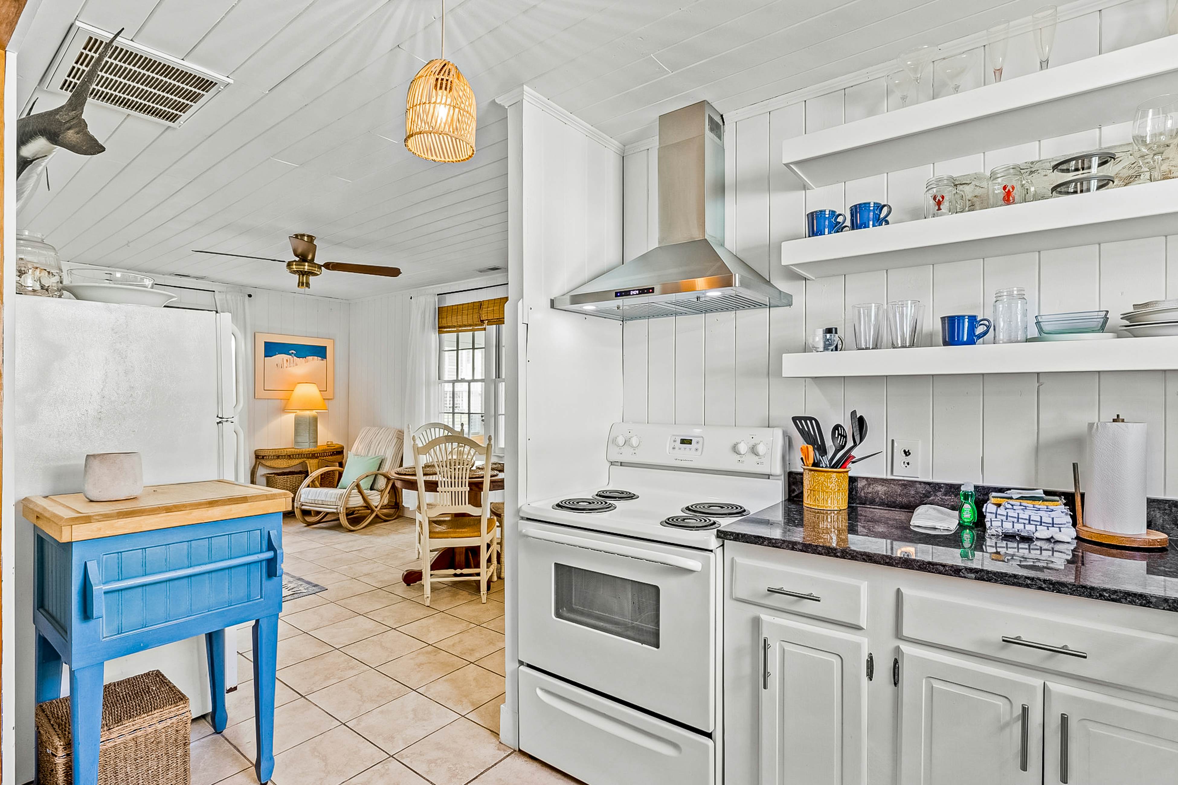 AB136 Charming Cottage