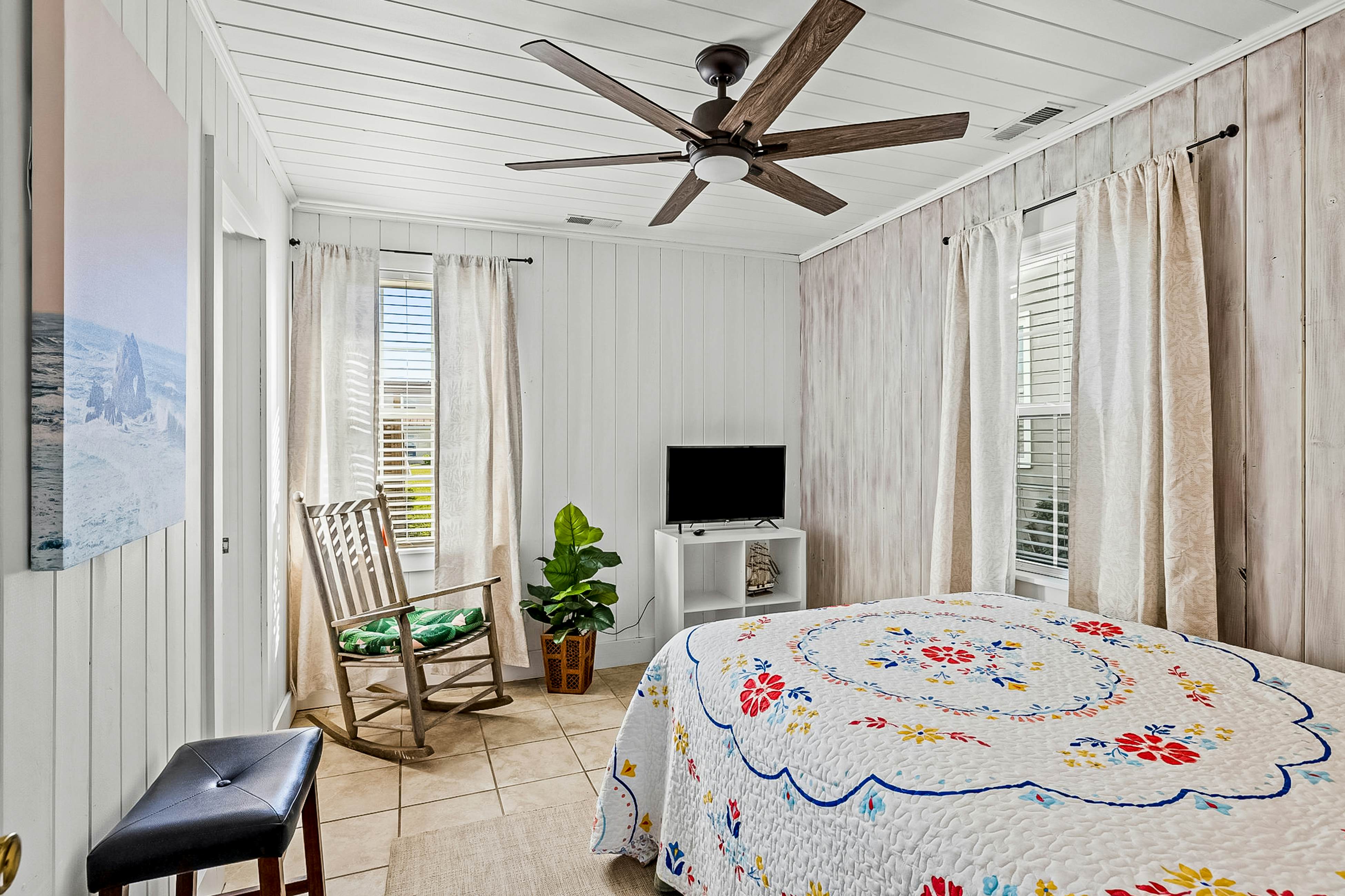 AB136 Charming Cottage