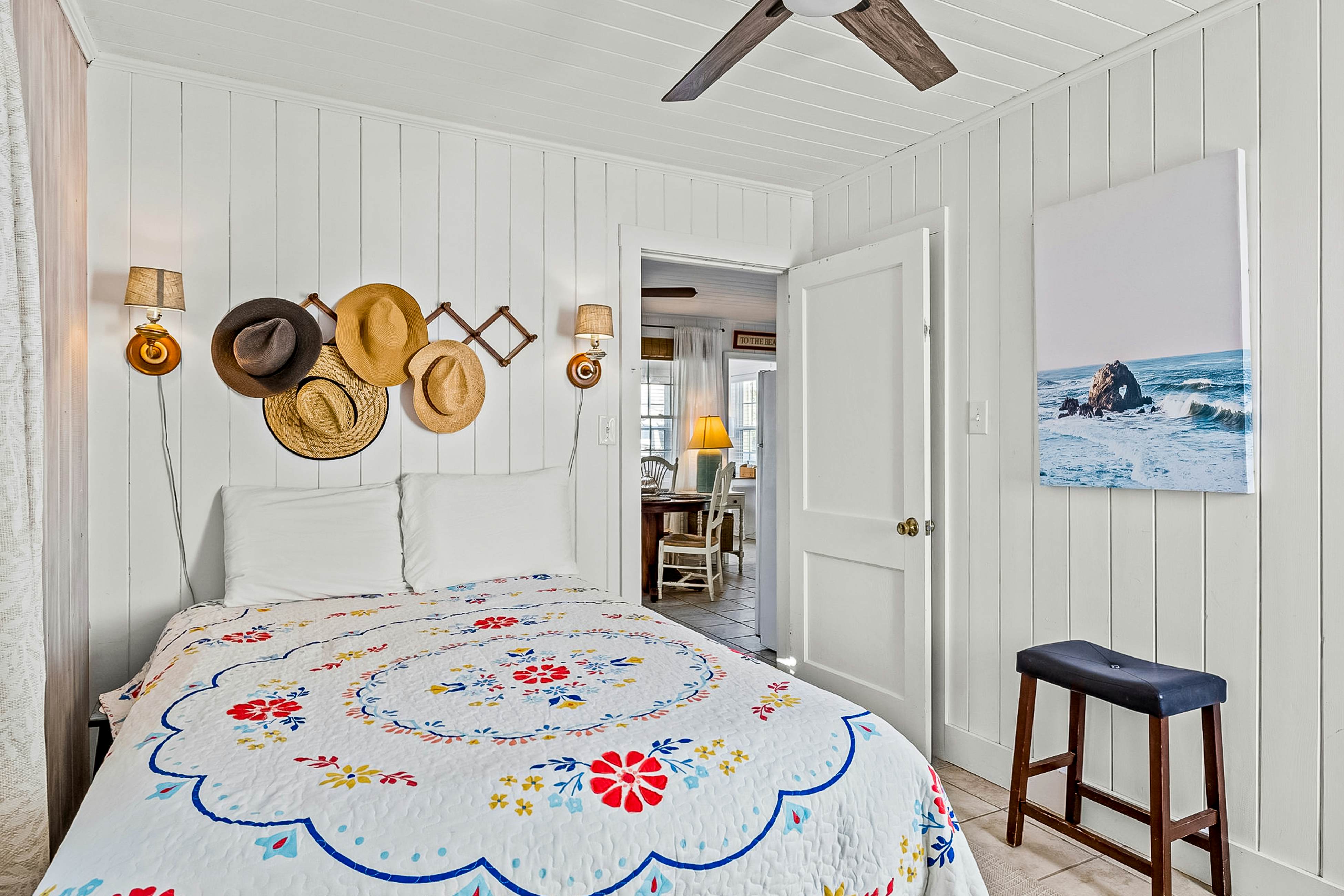 AB136 Charming Cottage