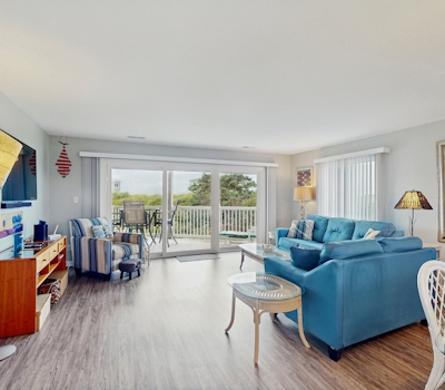 IBCS02 Colony by the Sea #201