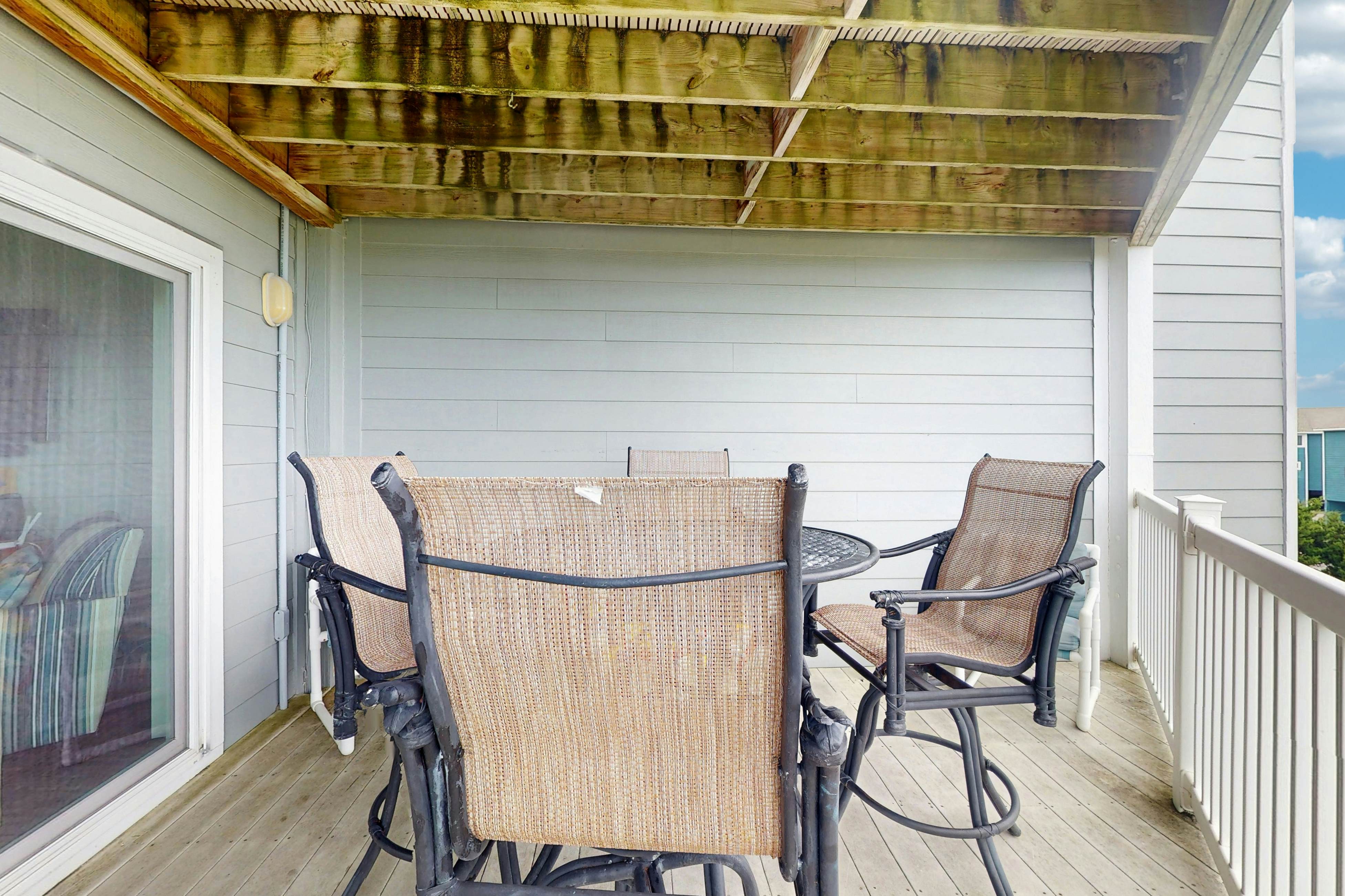 IBCS02 Colony by the Sea #201