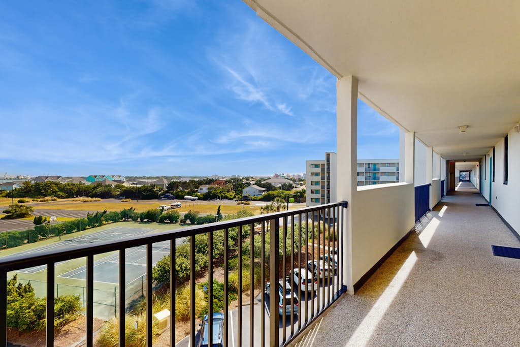 Stunning Ocean Front Condo with Shared Amenities | Pool, Tennis, and Gym