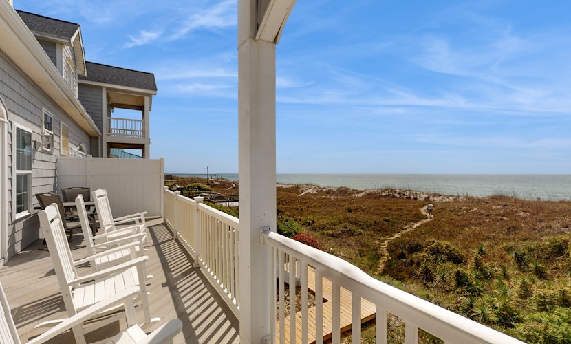 A Bushel and a Peck: Ocean view duplex with balcony