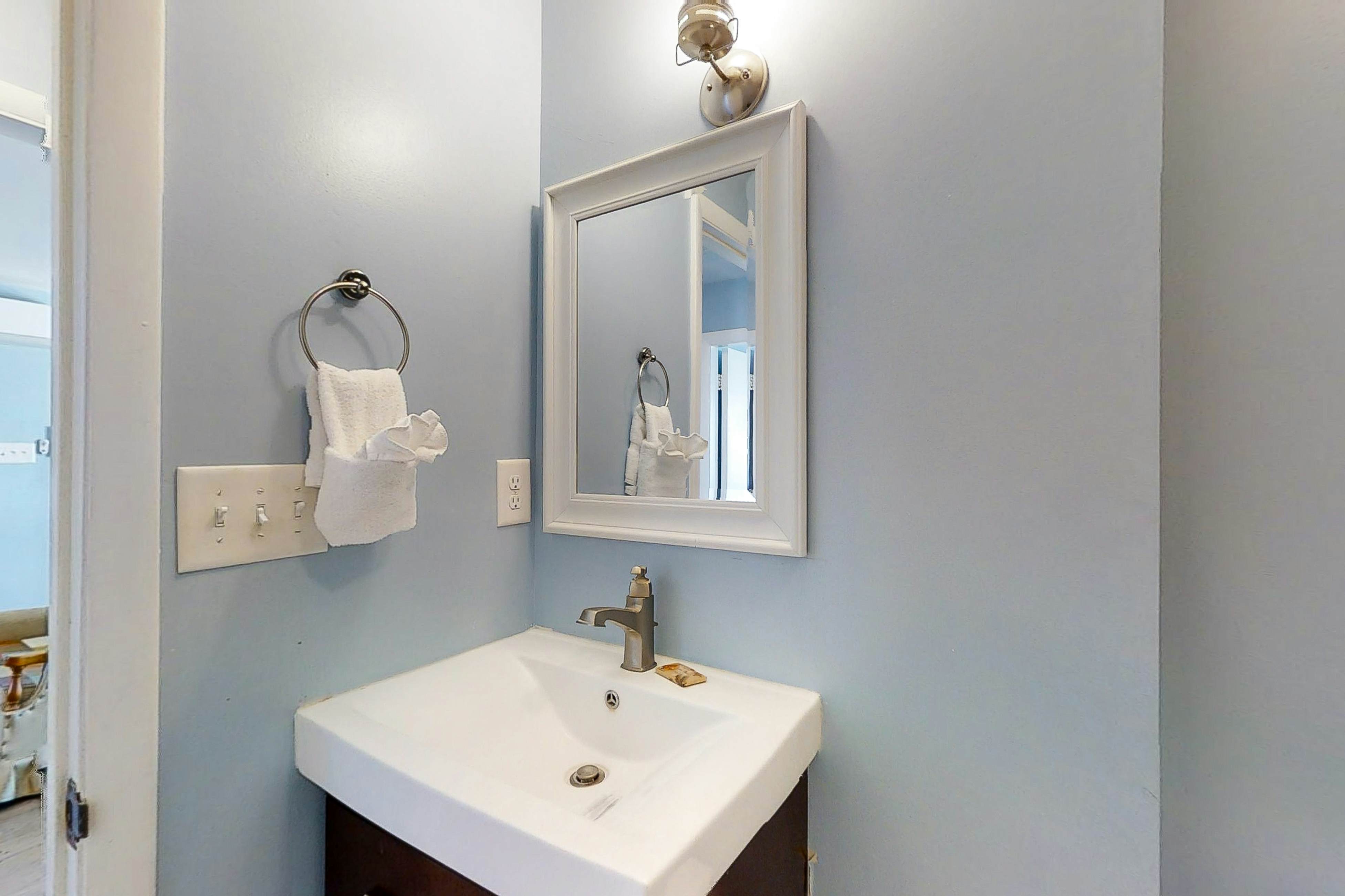 ABCT05 Dock of the Bay