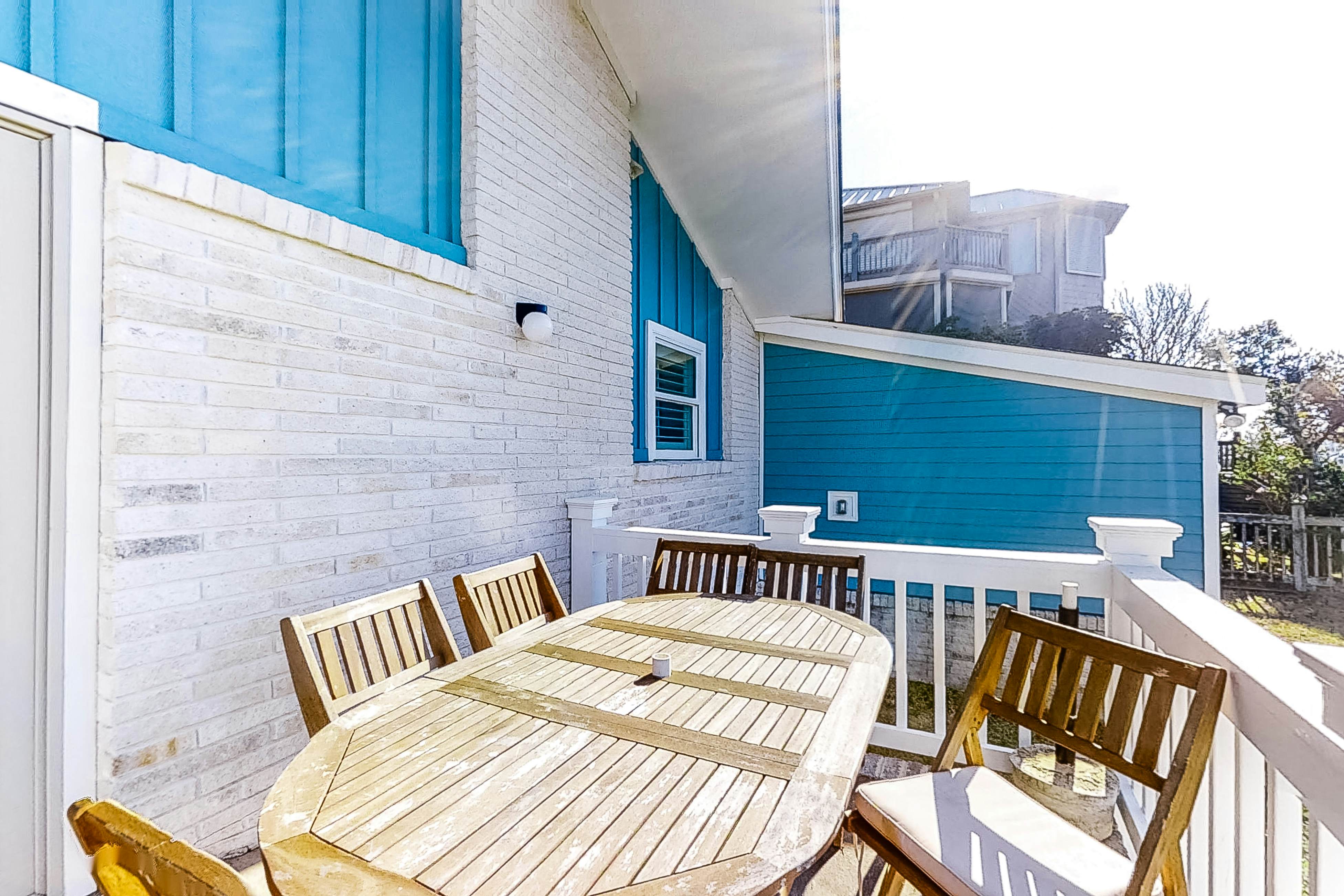 ABCT05 Dock of the Bay