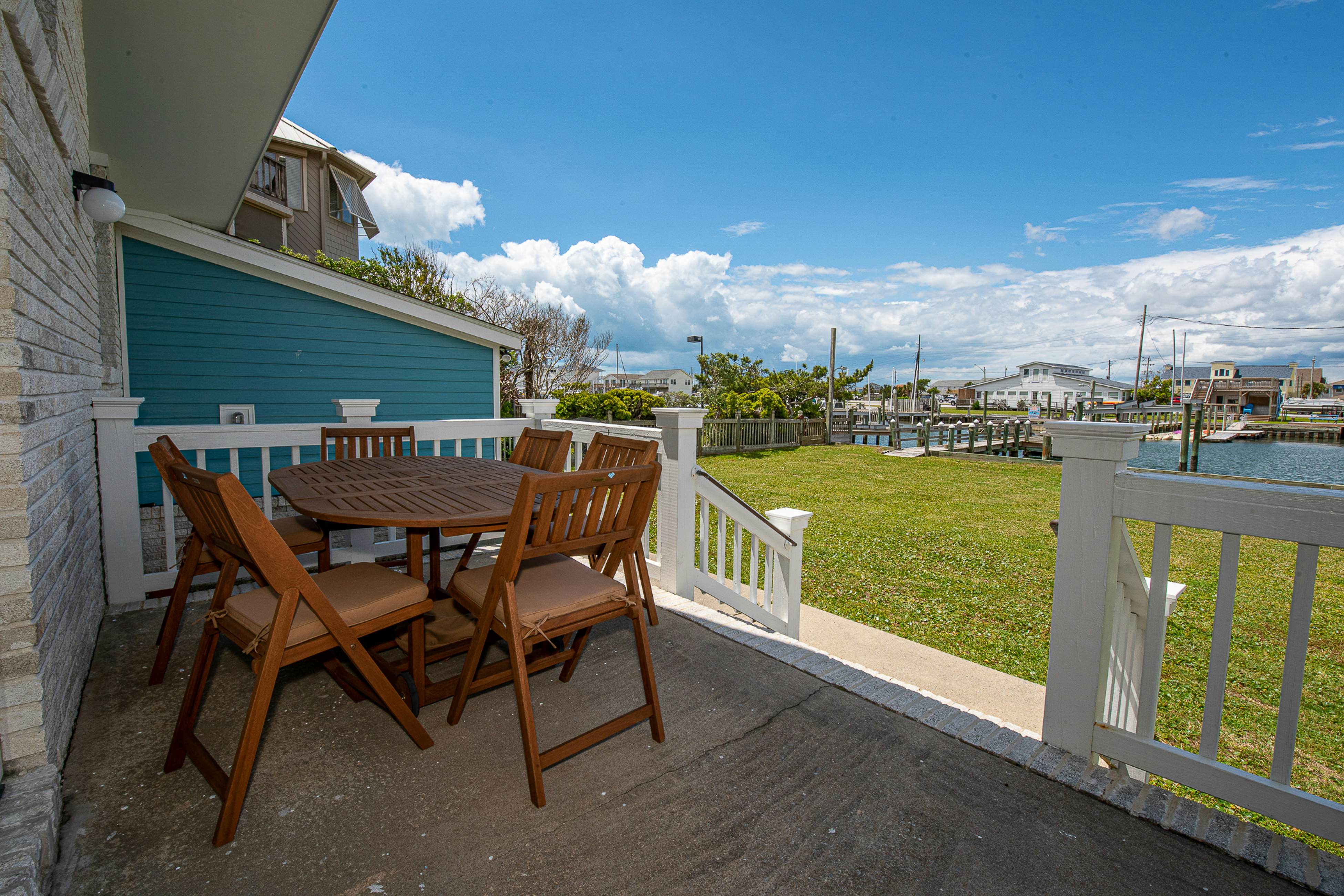 ABCT05 Dock of the Bay