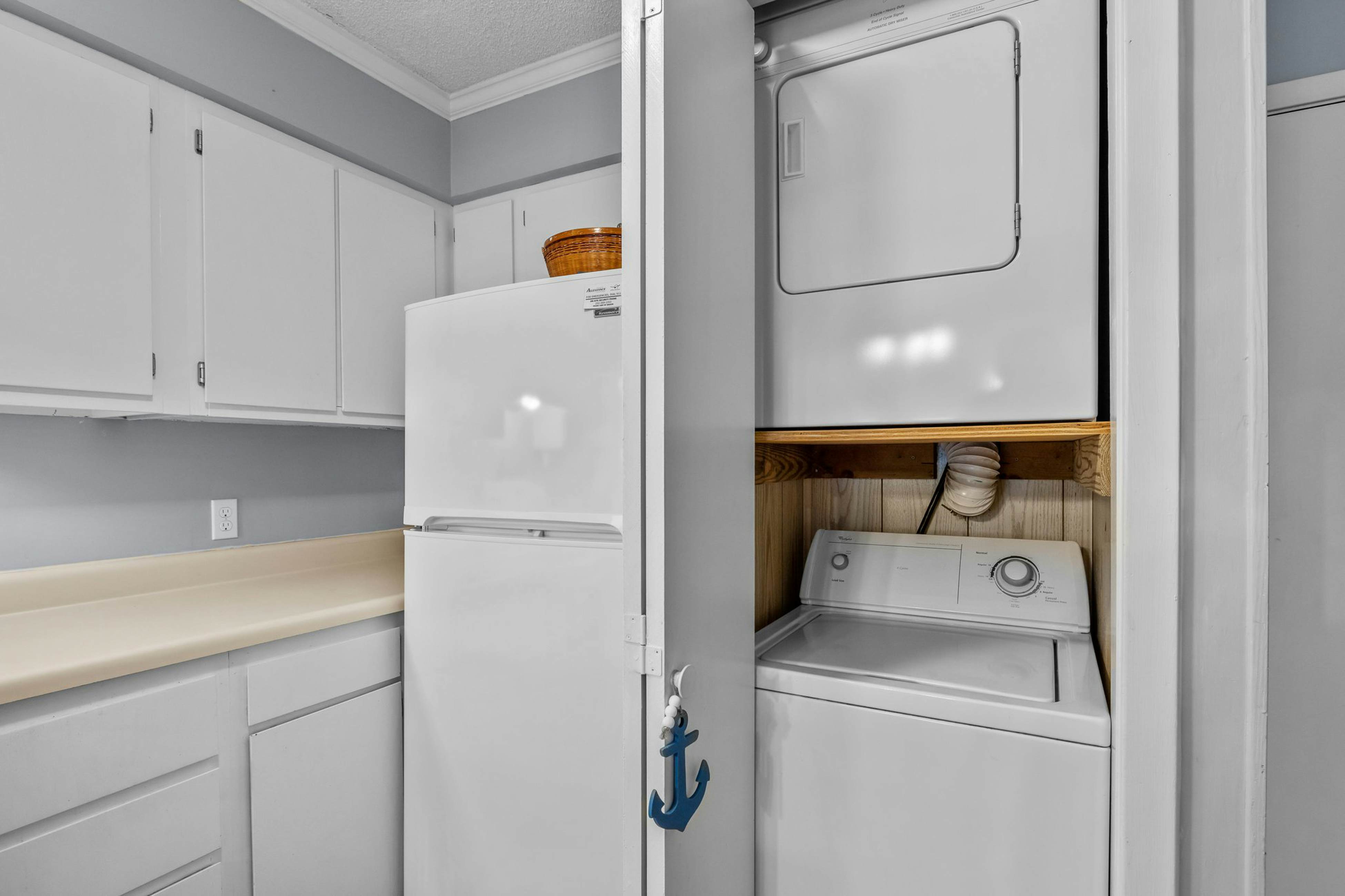 ABPAB157 A Place at the Beach 253