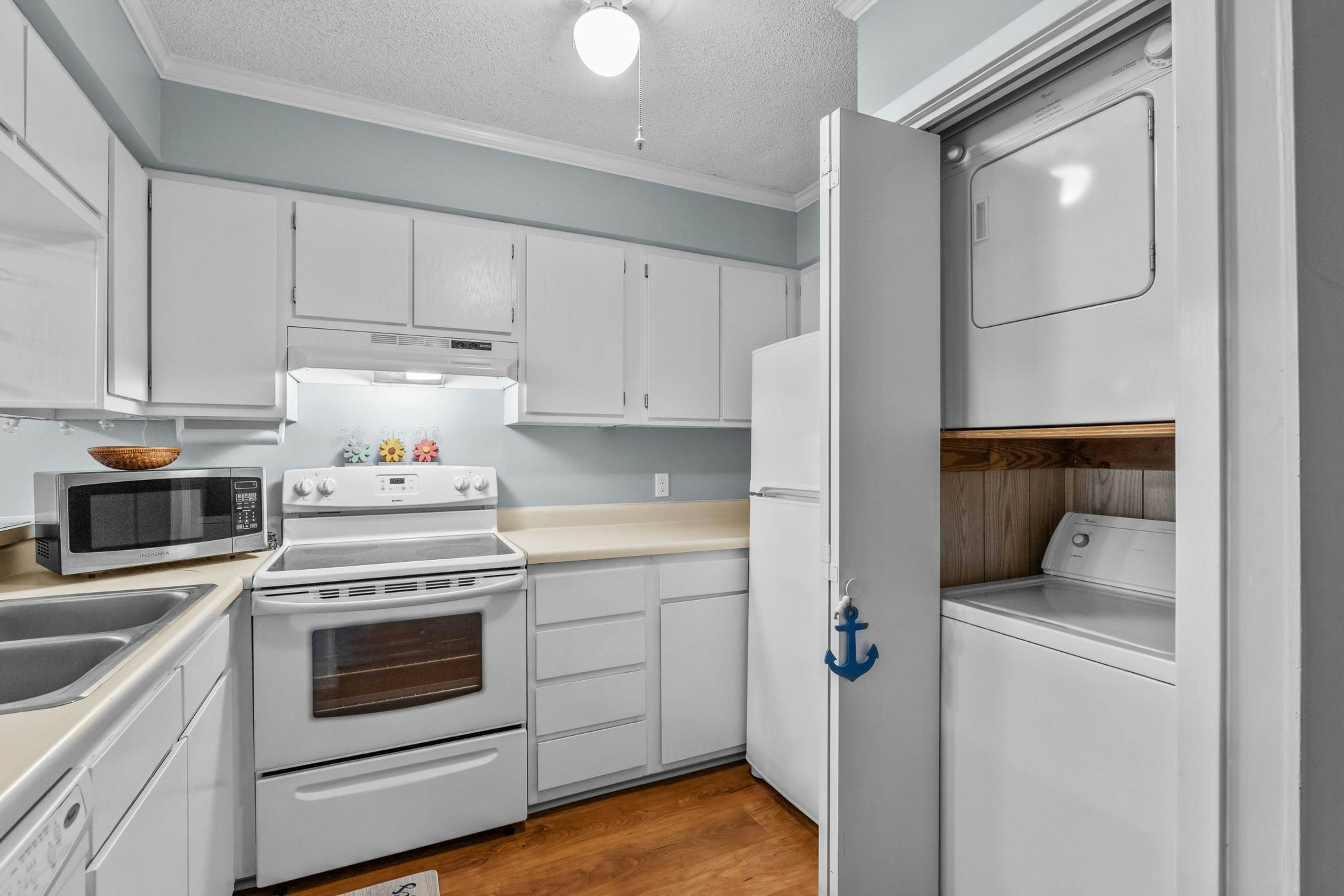 ABPAB157 A Place at the Beach 253