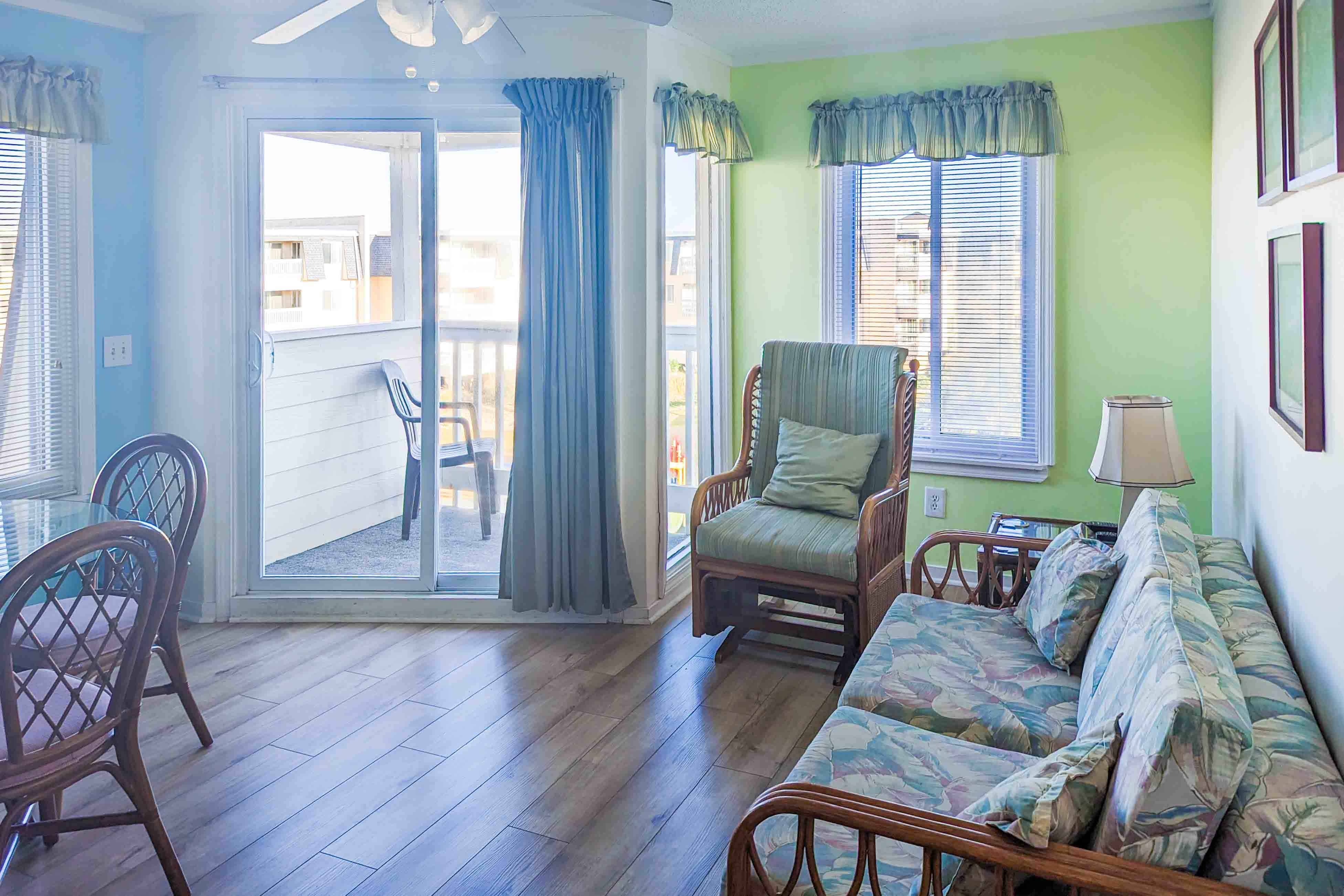 ABPAB84 A Place At The Beach 310