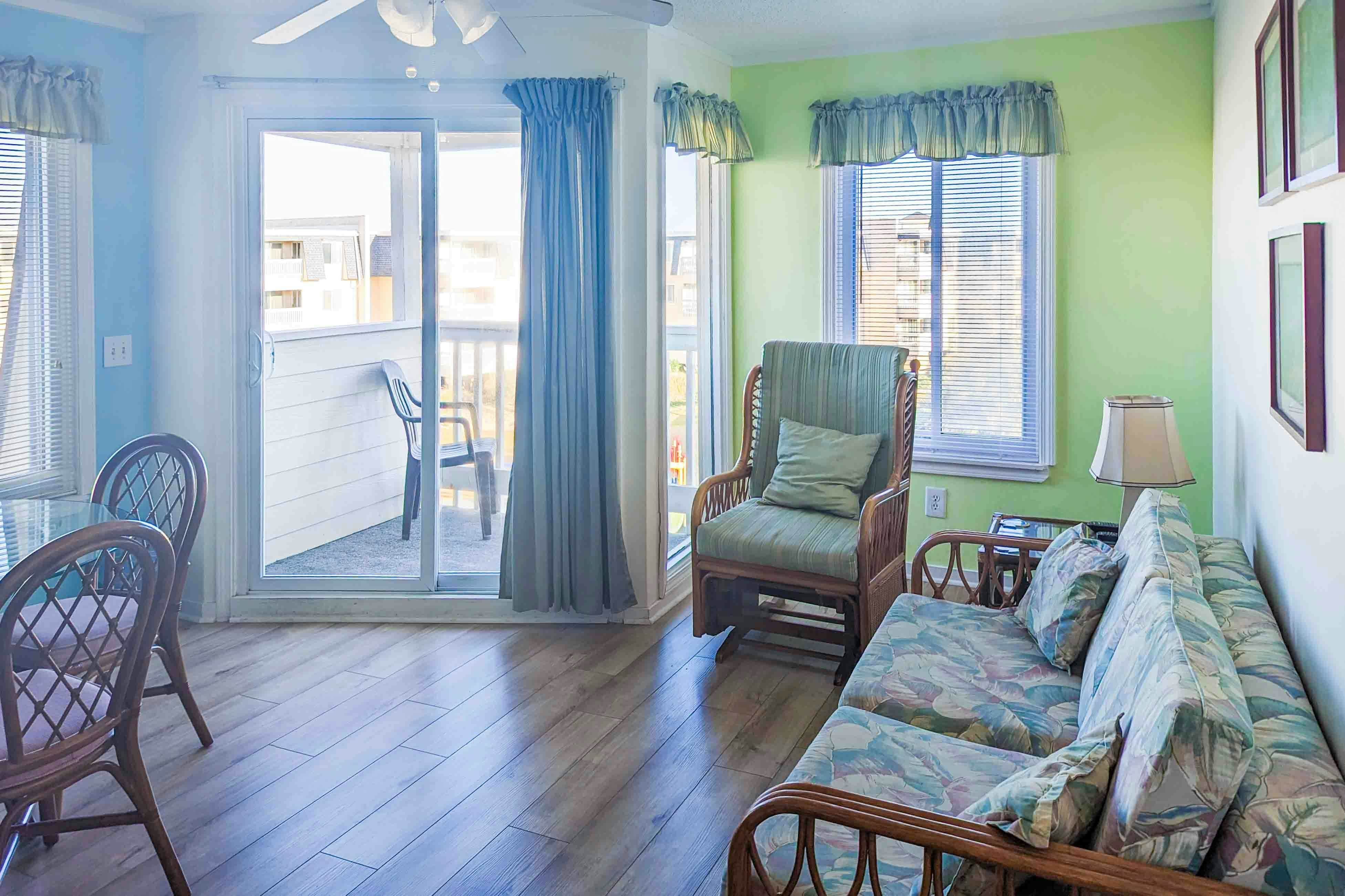 ABPAB84 A Place At The Beach 310