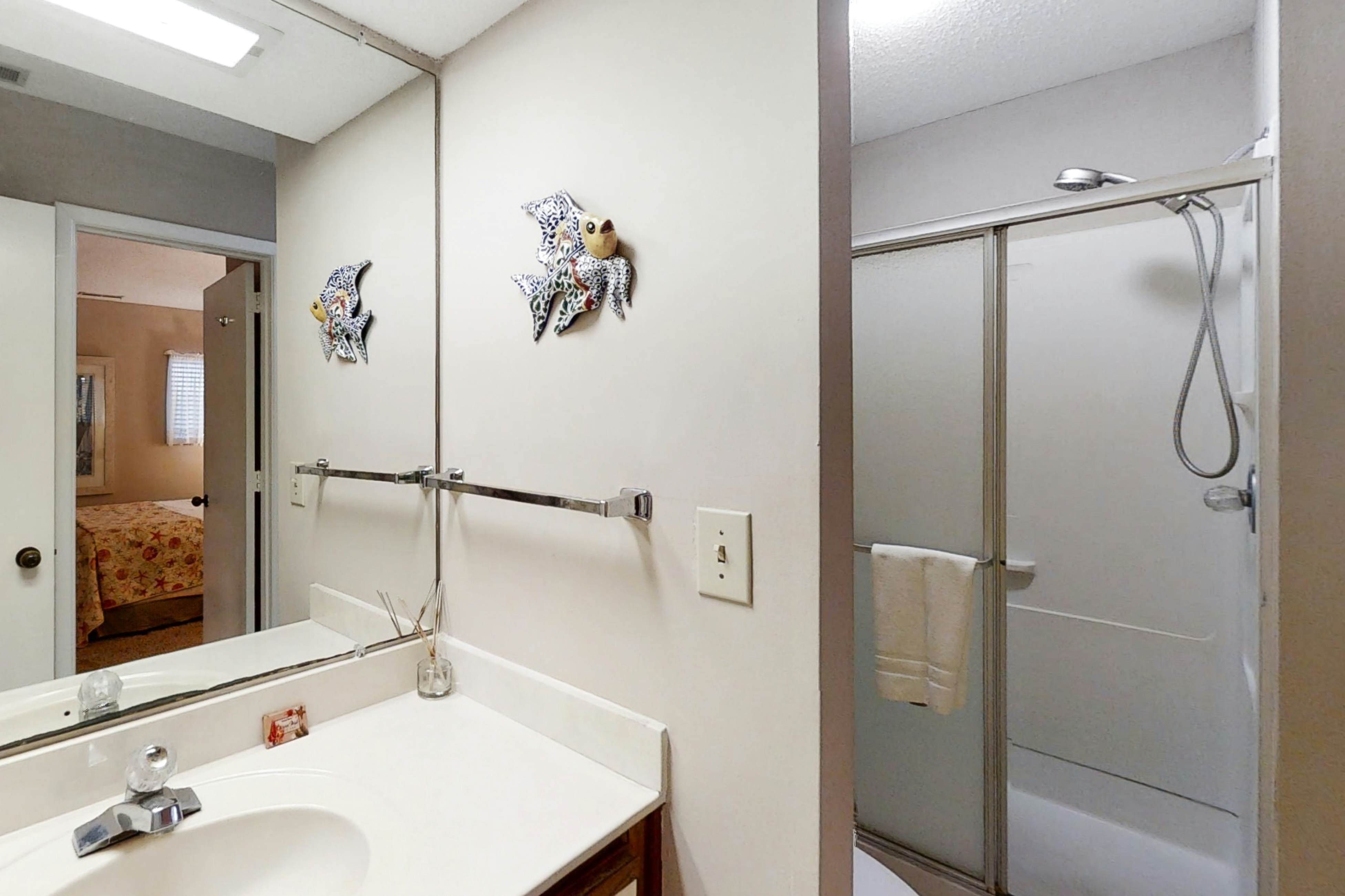 PKBSC02 Bogue Shore Club 208