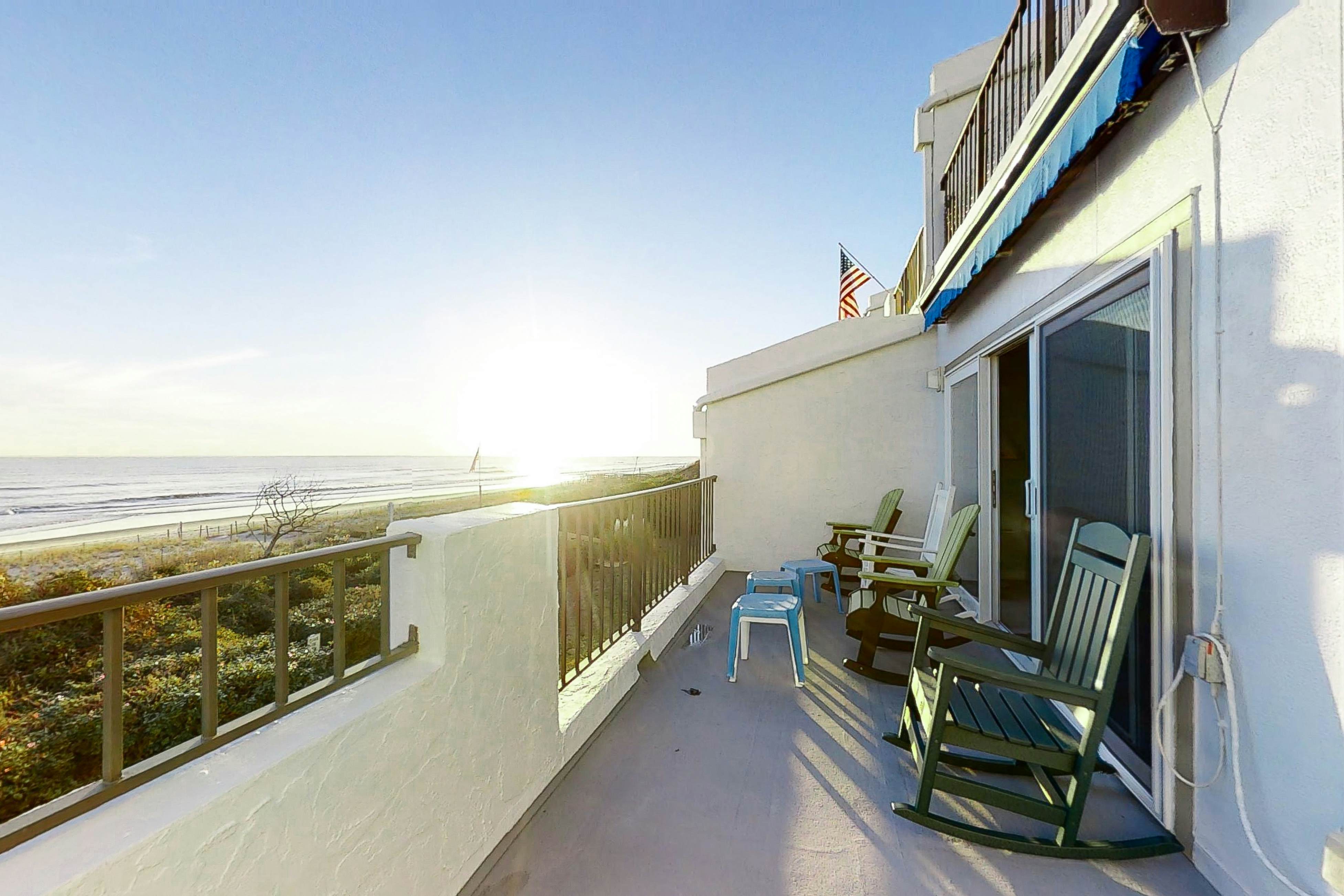 PKBSC02 Bogue Shore Club 208