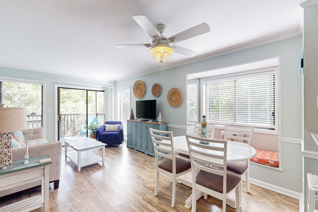 Condo by the ocean with a pool, tennis, WiFi, central AC - steps from the beach