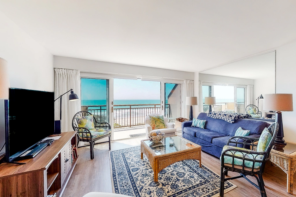 PKBW05 Beachwalk 303