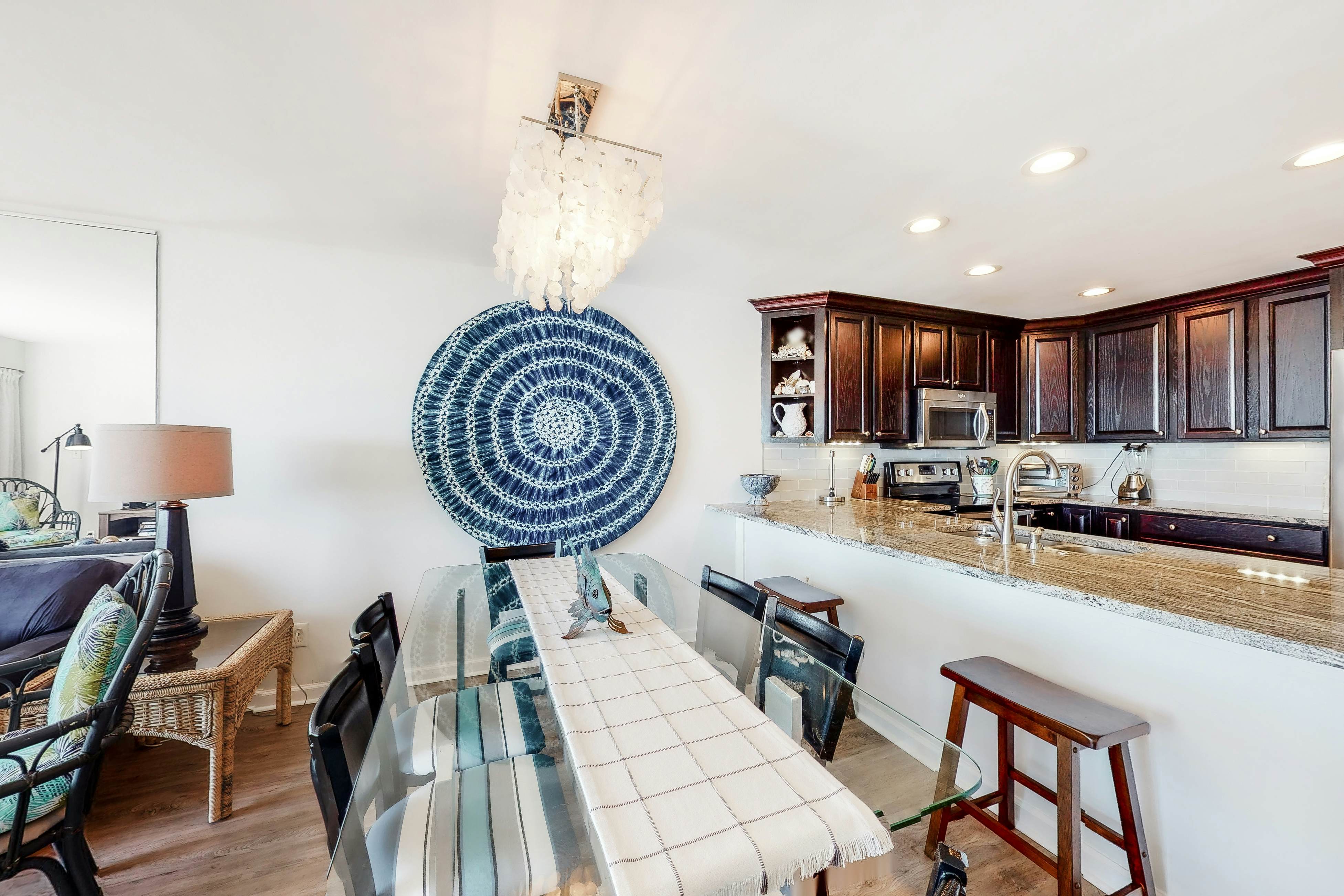 PKBW05 Beachwalk 303