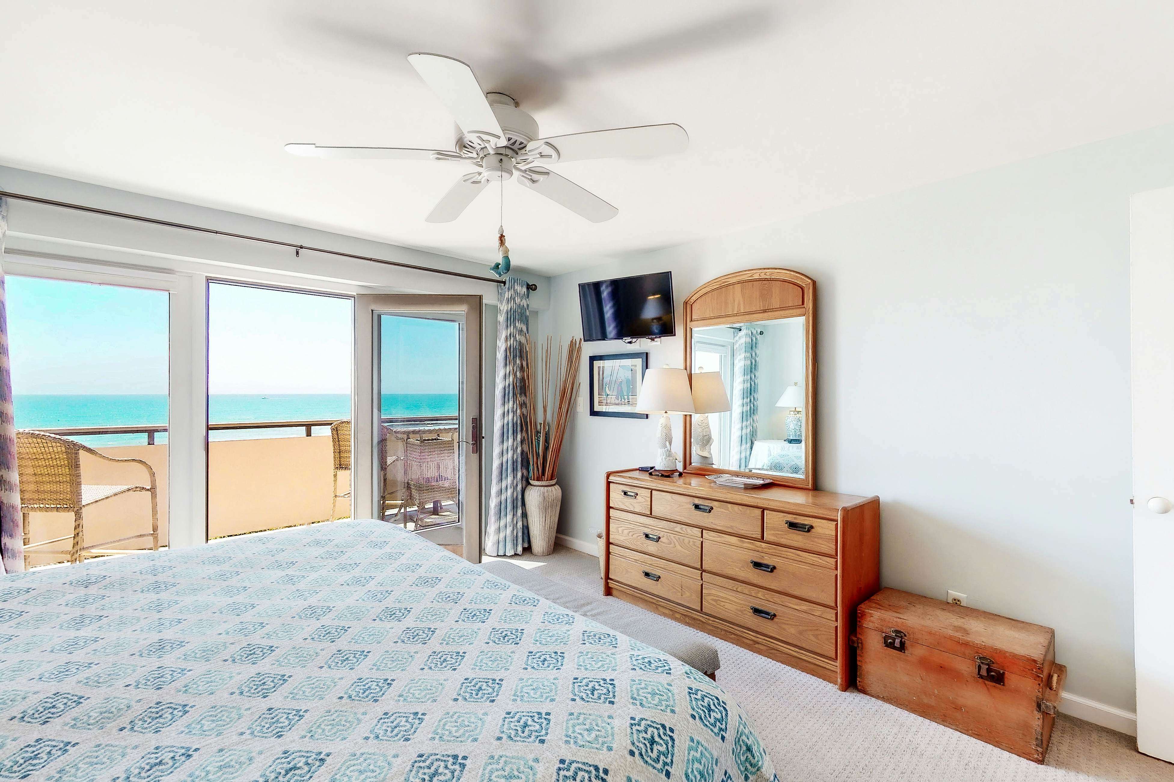 PKBW05 Beachwalk 303