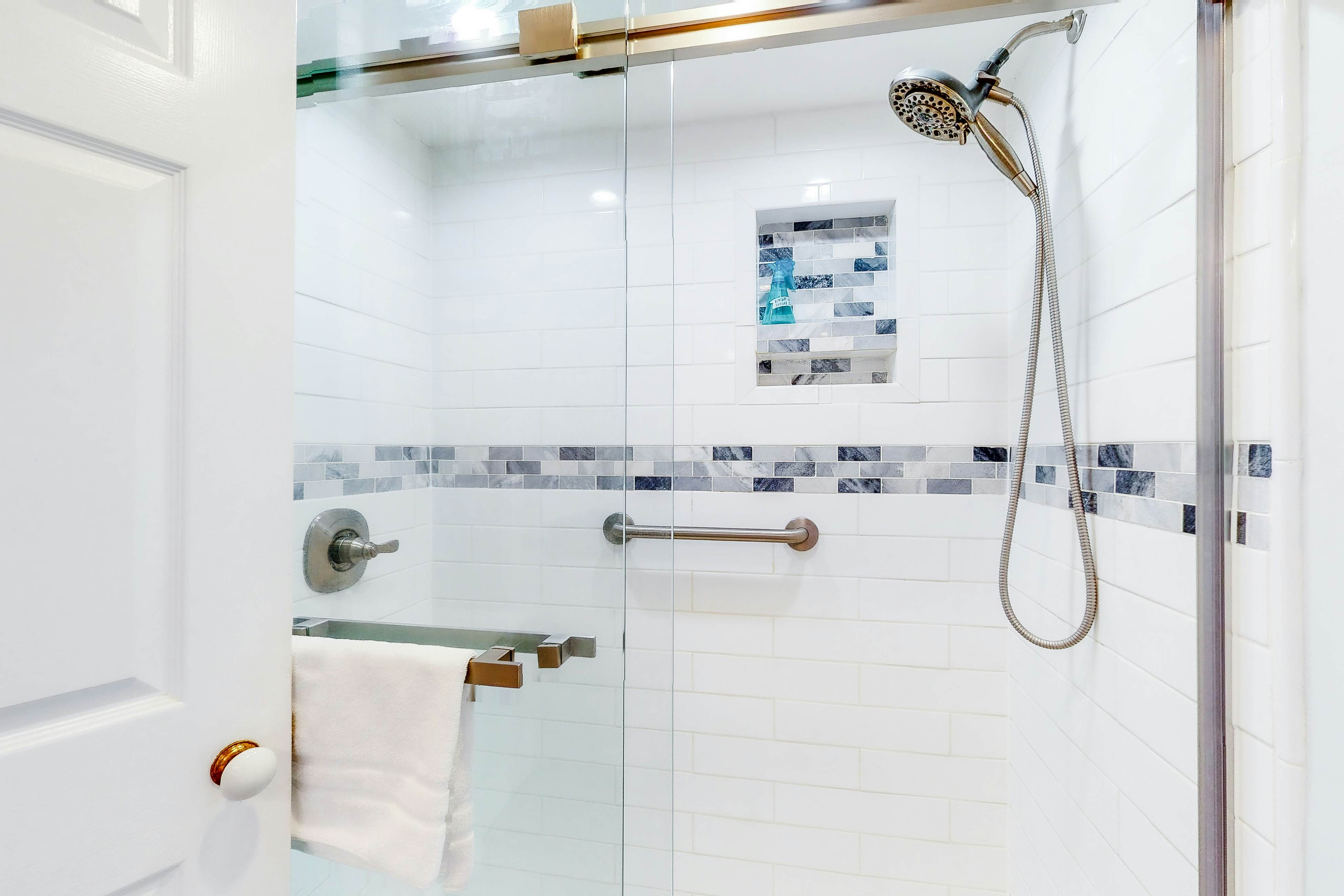 PKBW05 Beachwalk 303