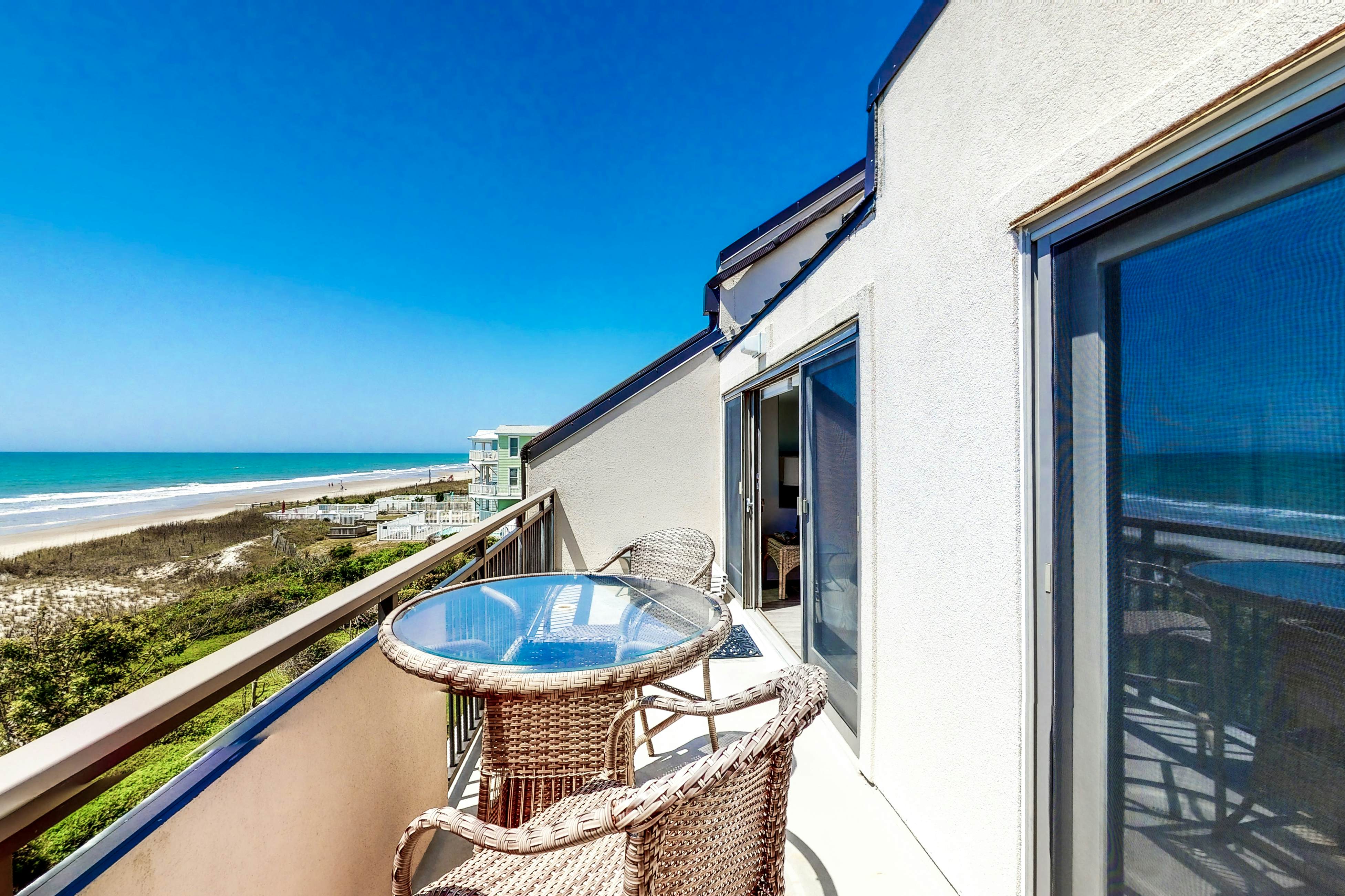 PKBW05 Beachwalk 303