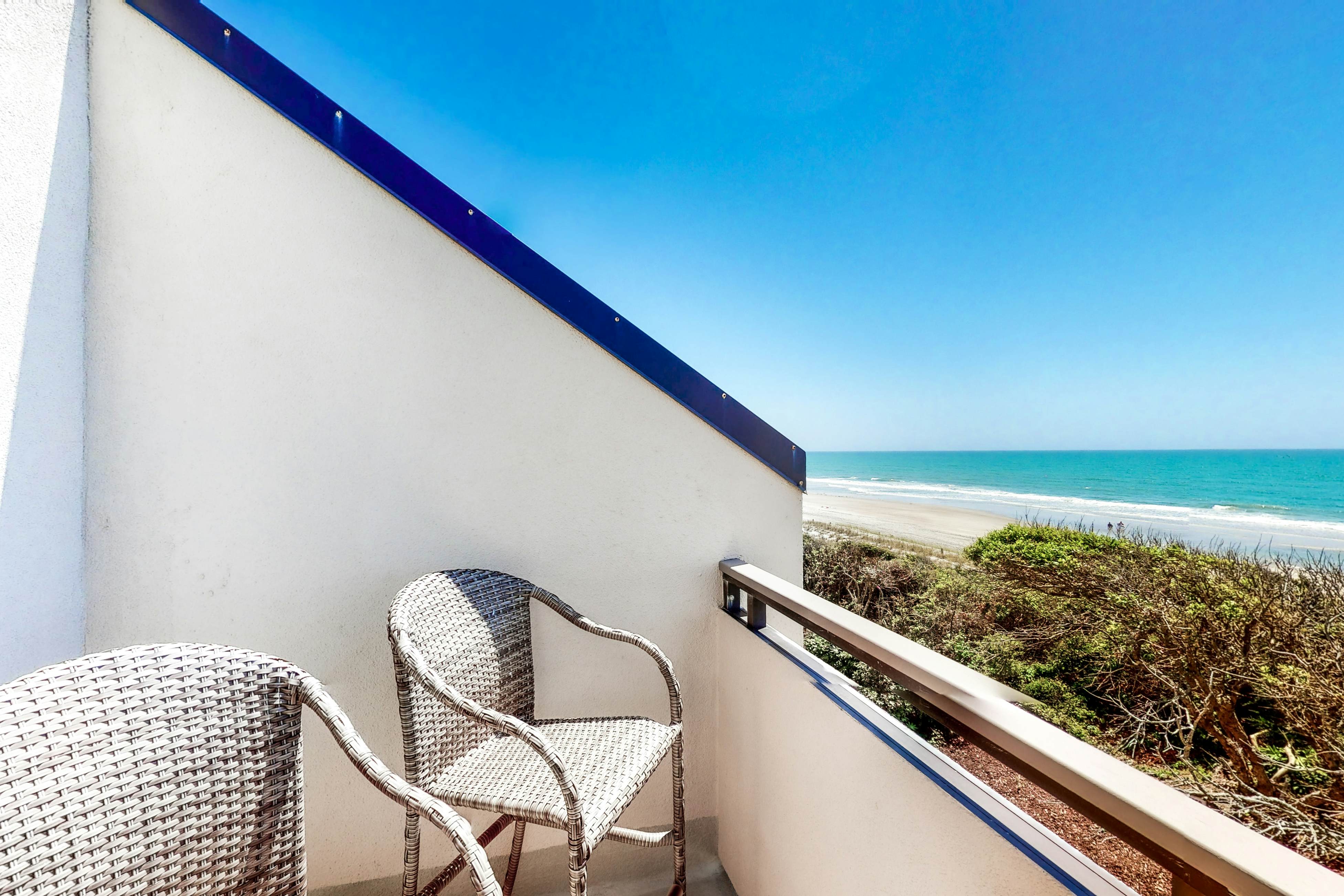 PKBW05 Beachwalk 303