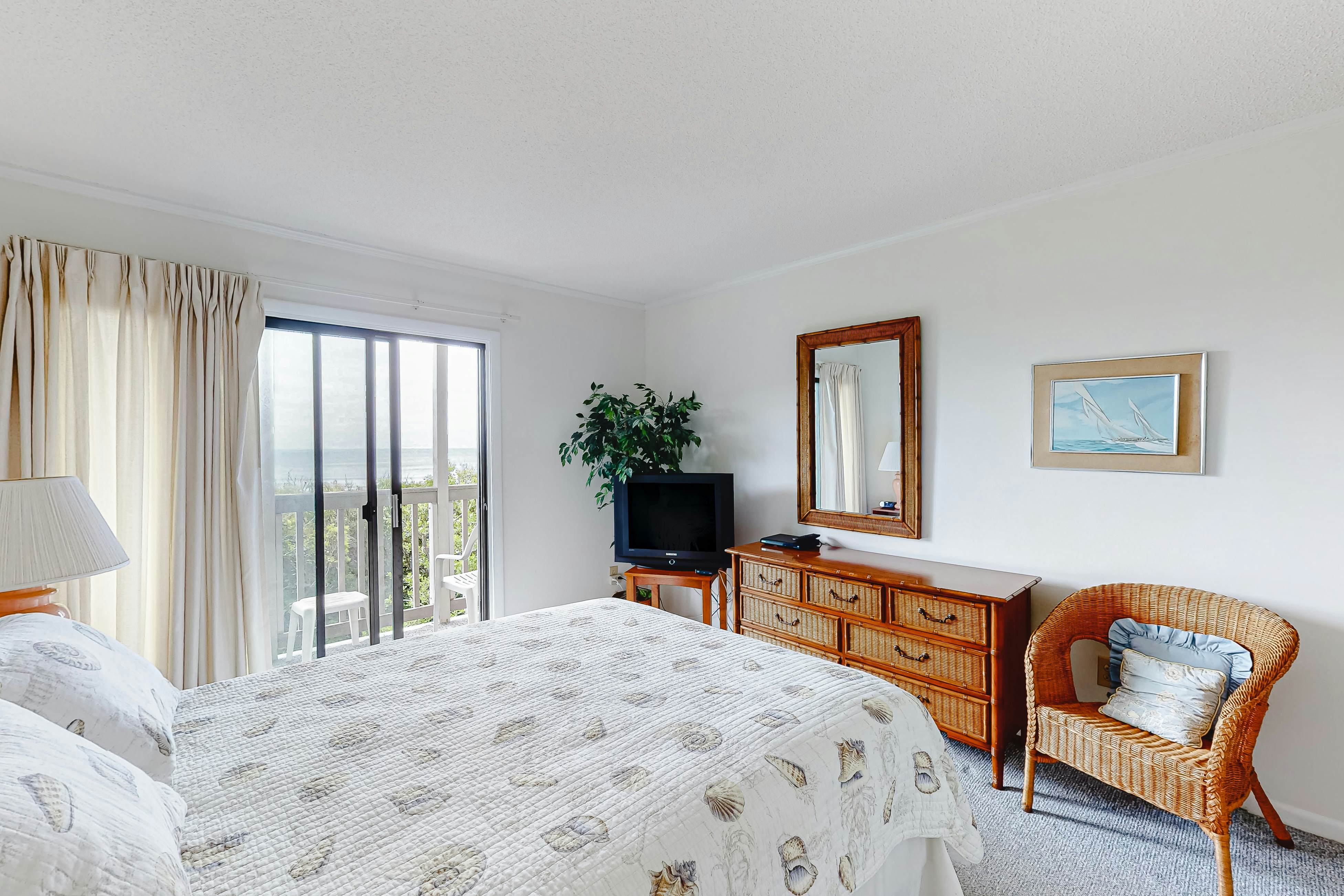 ABIBO41 Island Beach & Racquet Club B206