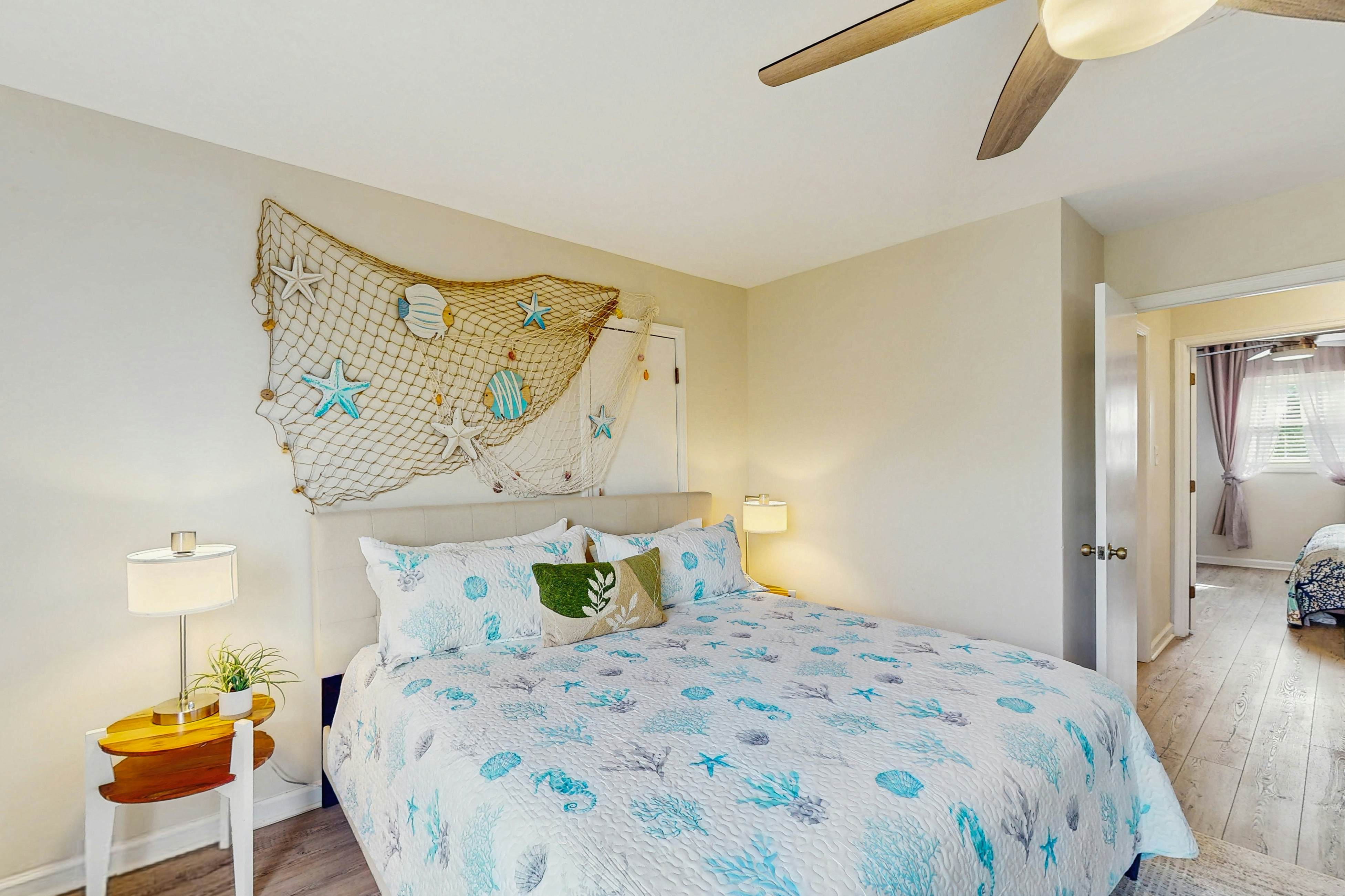 EI13 Oaks by the Sea