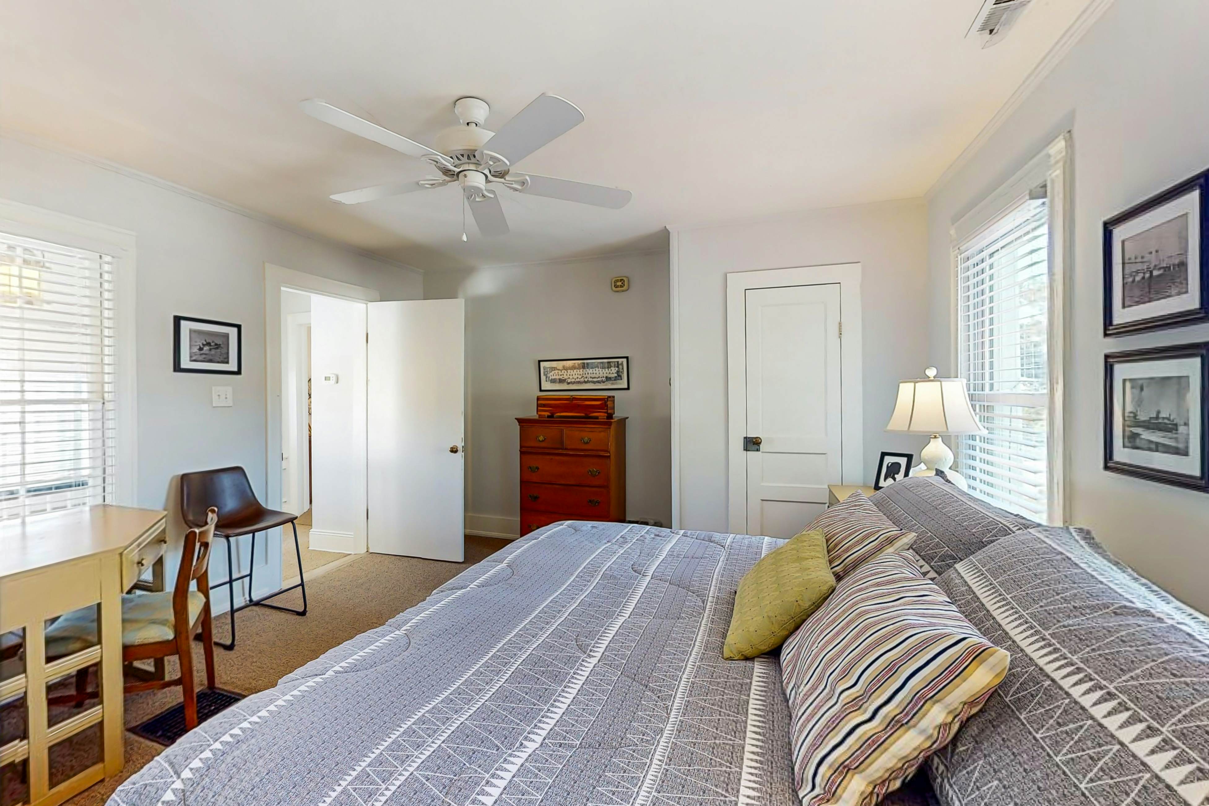 BFCT13 The Front Porch on Ann Street