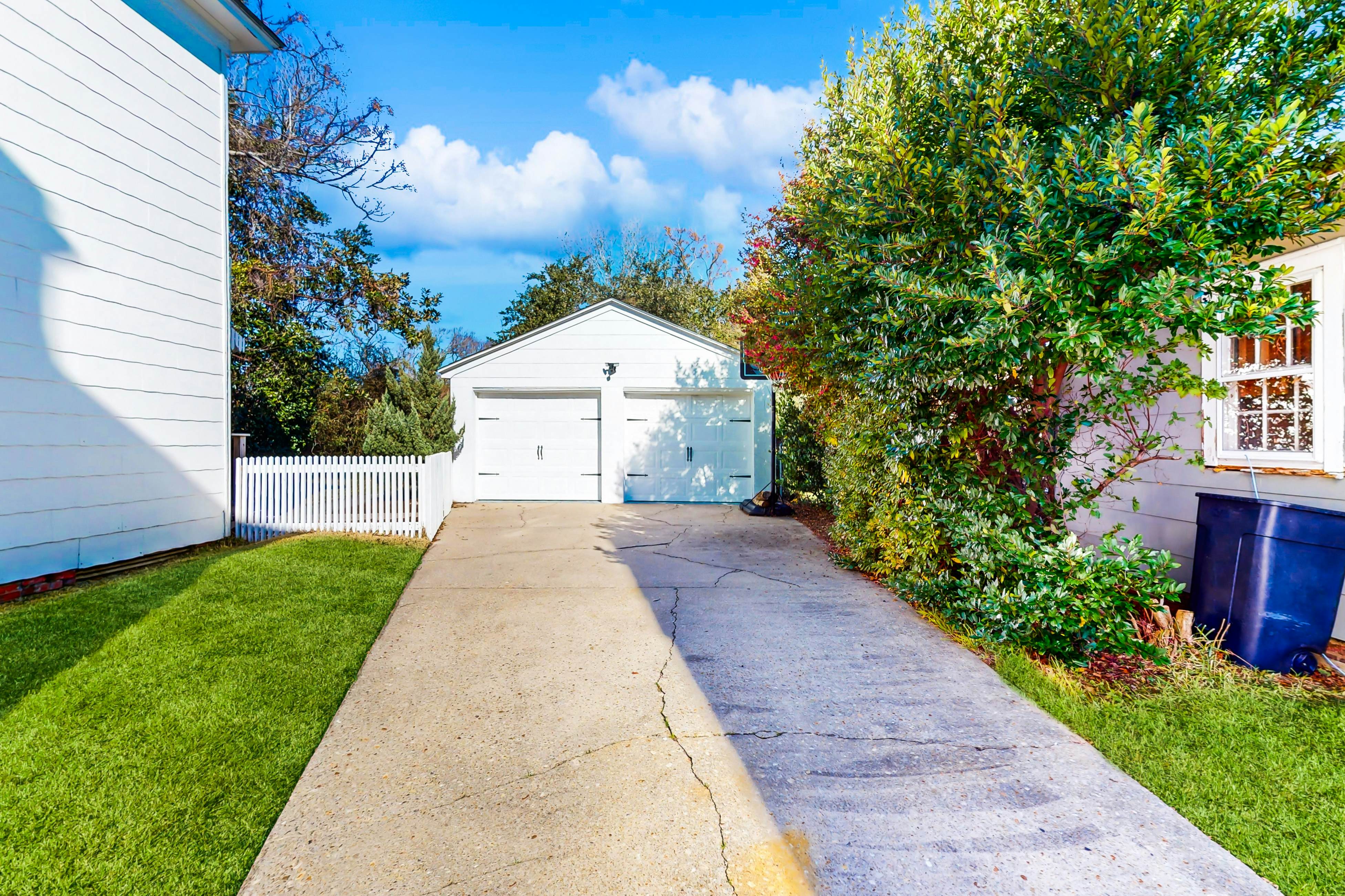 BFCT13 The Front Porch on Ann Street