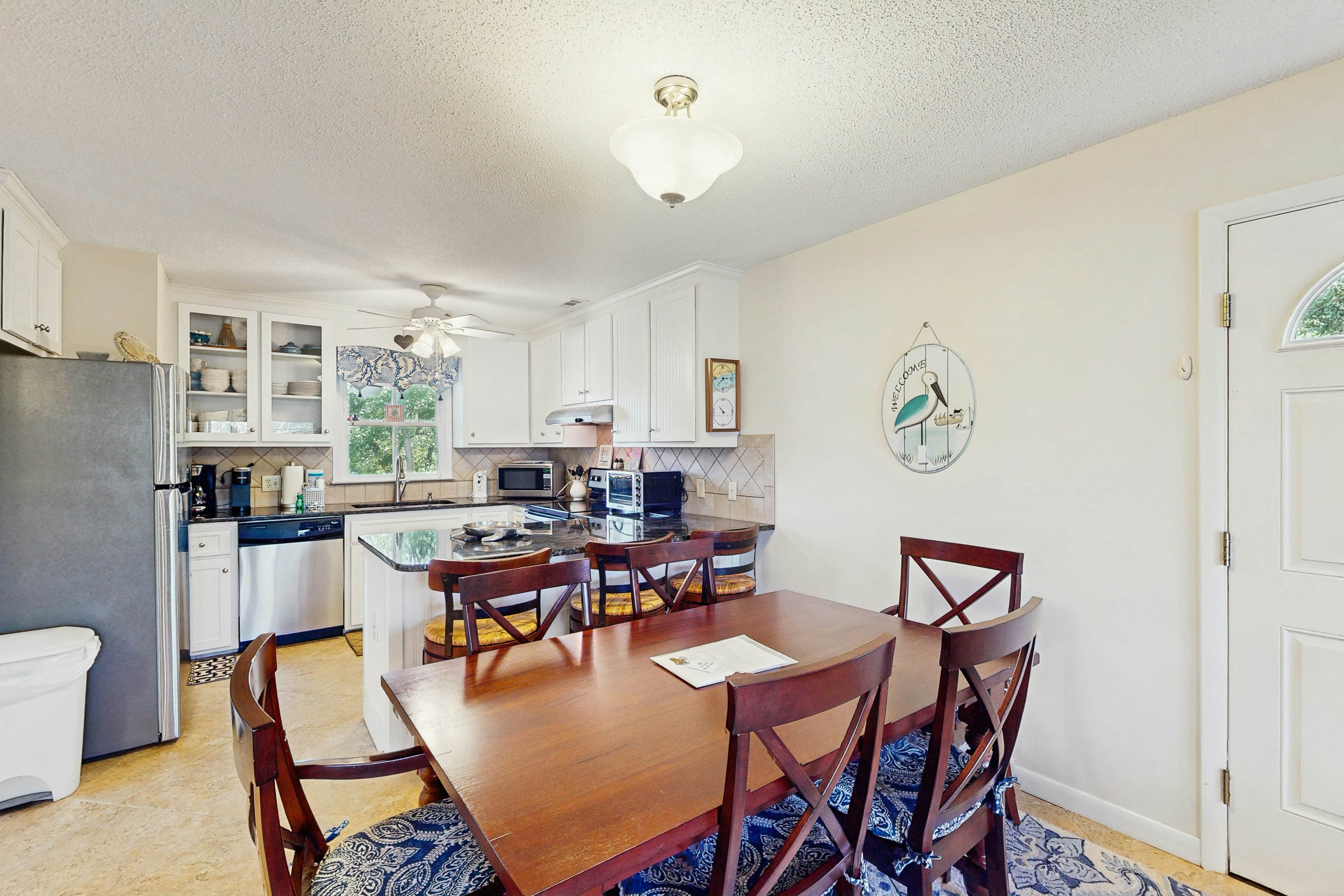 EI11 Lakae Breakaway