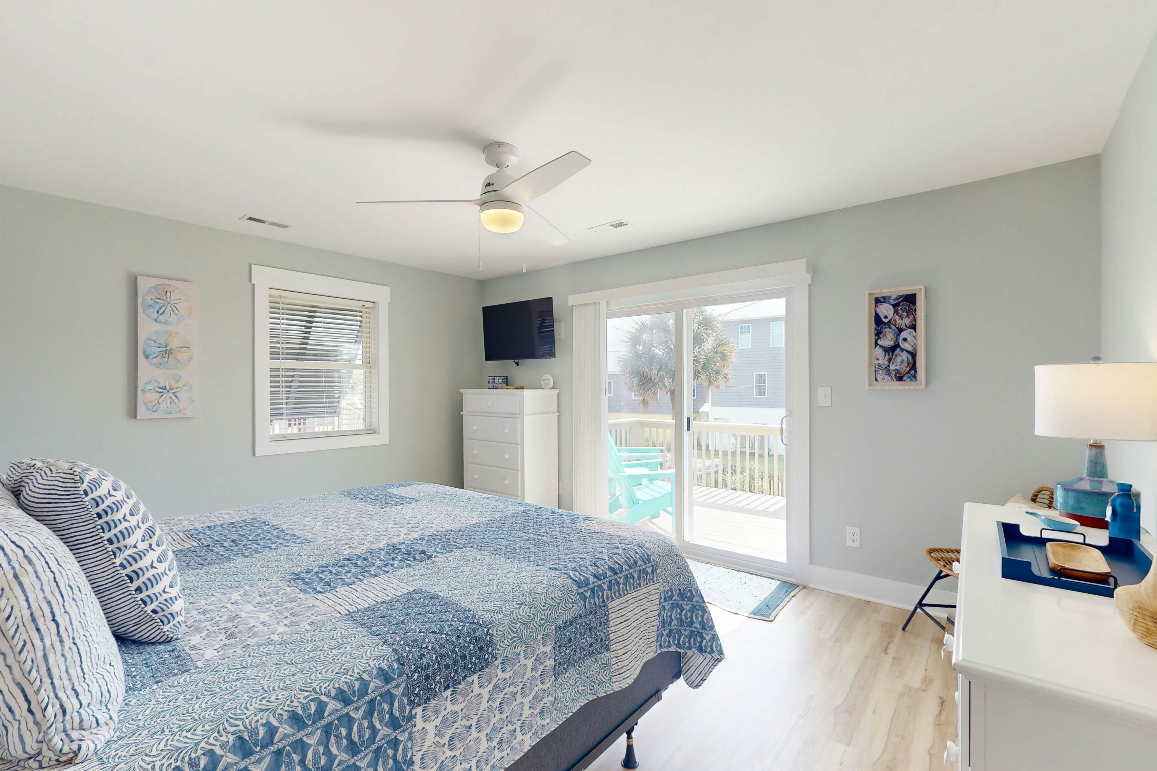 AB168 The Sand Dollar Cottage