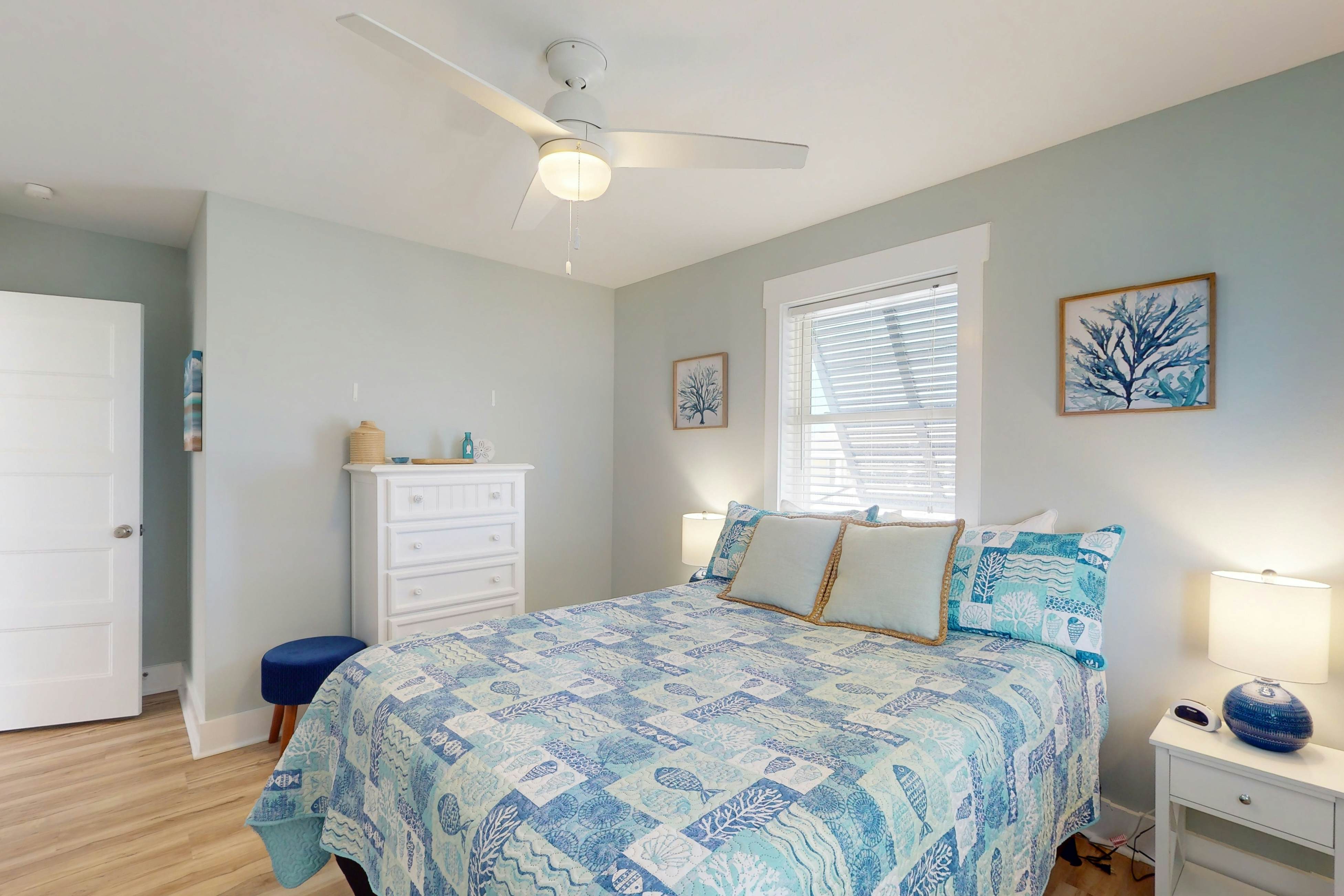 AB168 The Sand Dollar Cottage