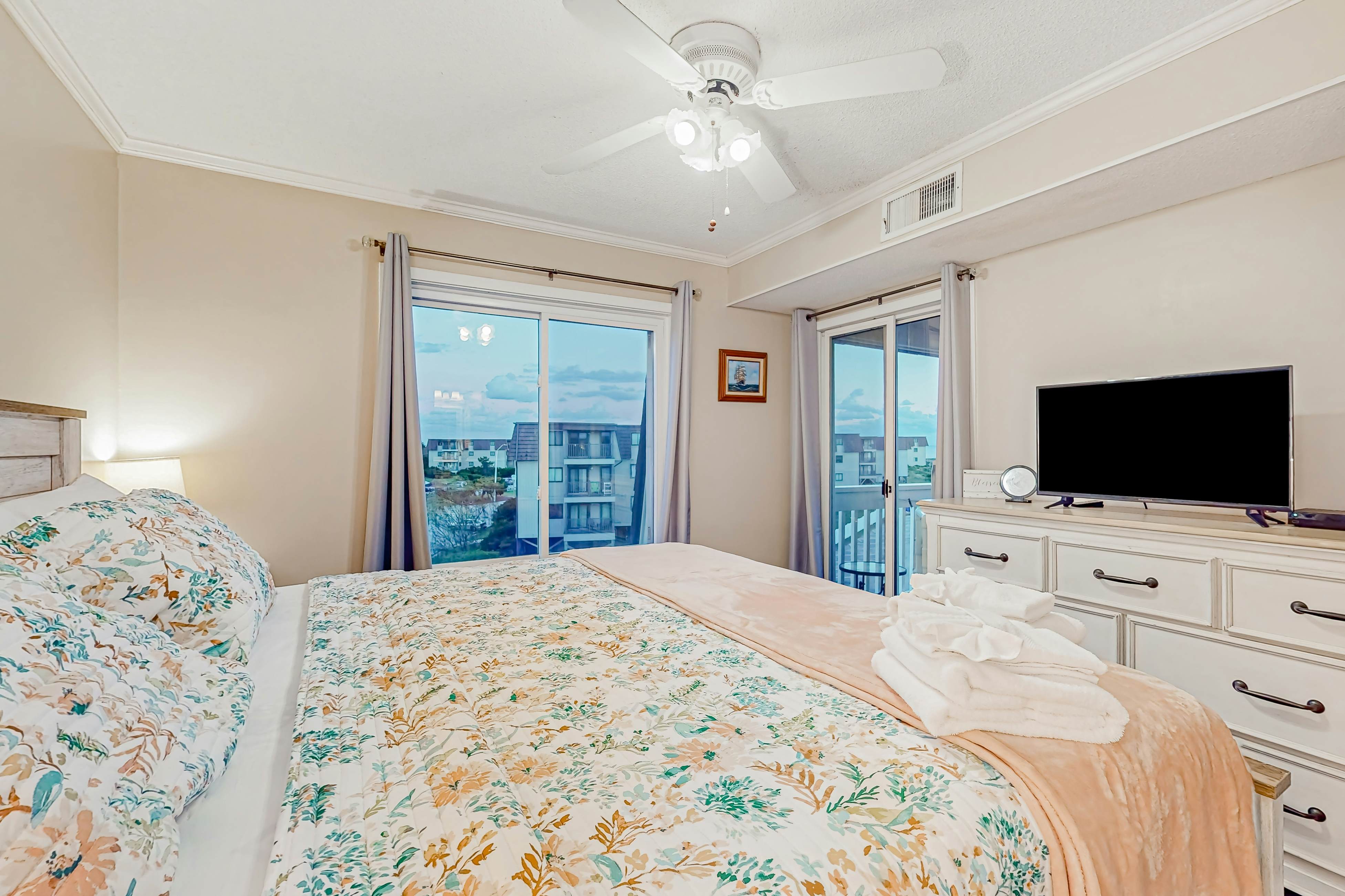 ABPAB164 A Place at the Beach 351