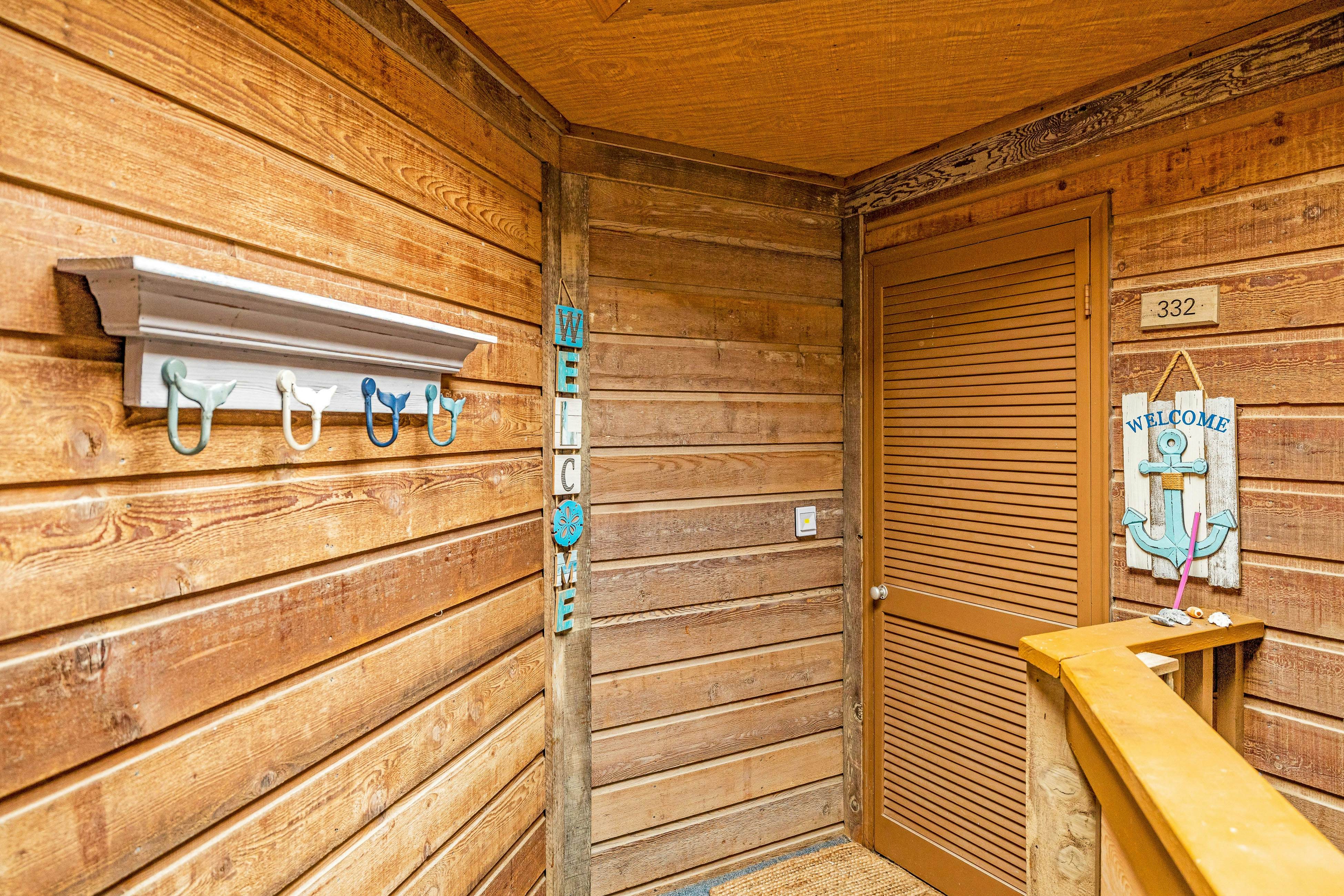 ABPAB164 A Place at the Beach 351