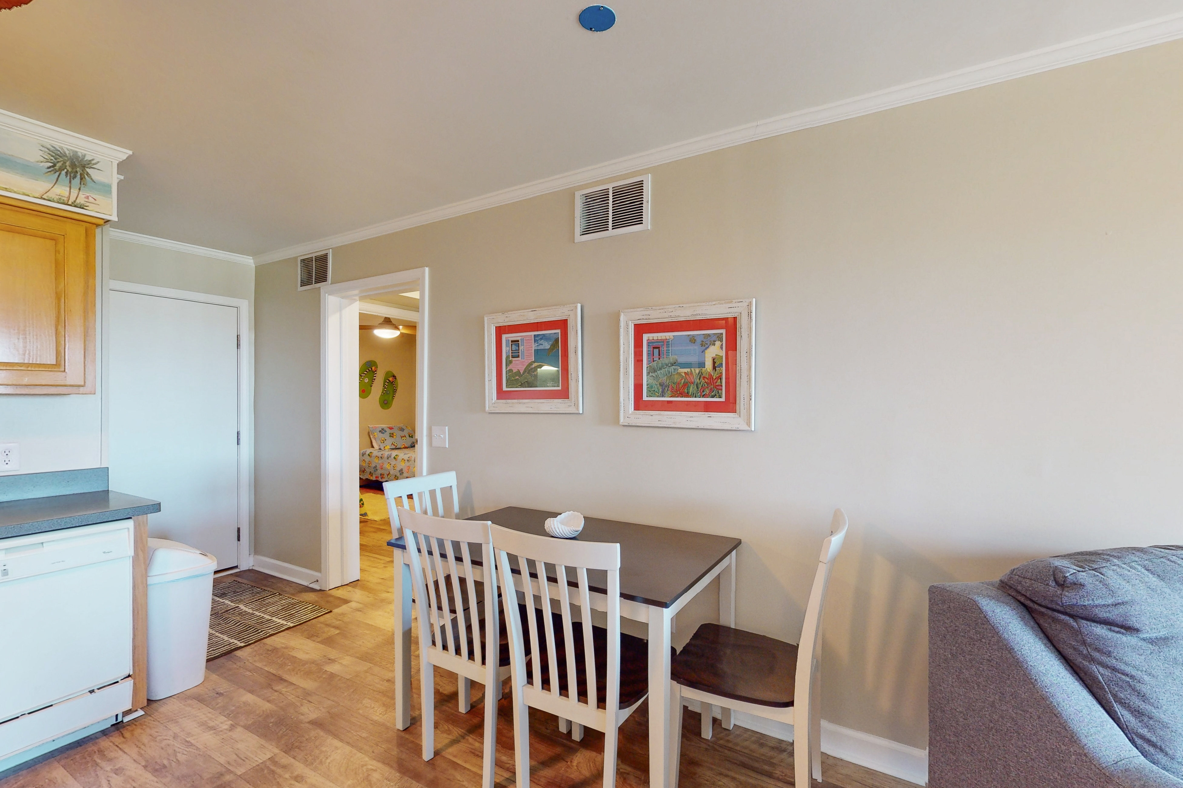 Oceanview condo with outdoor pool and private beach access