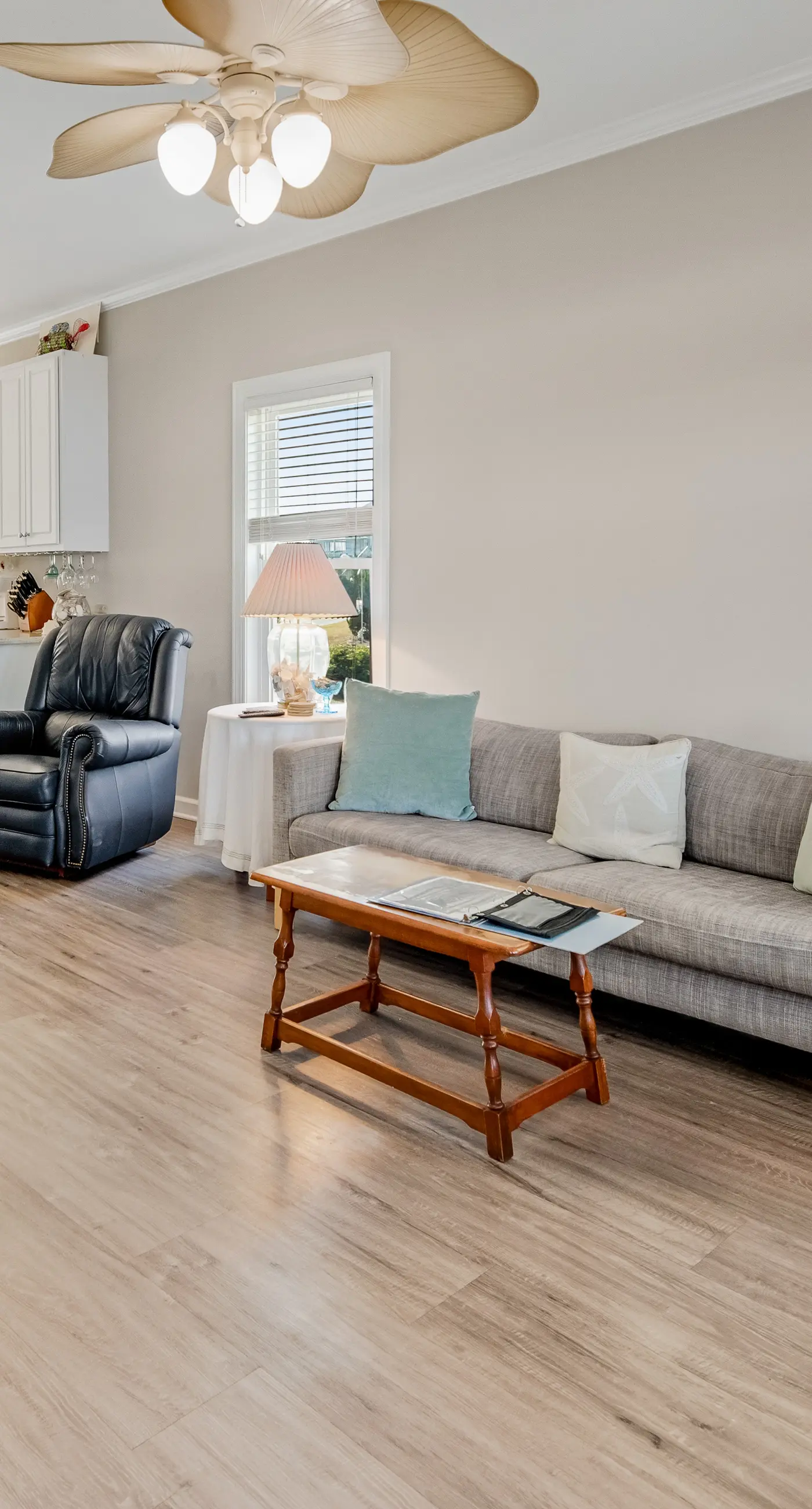 AB156 Over by the Sea