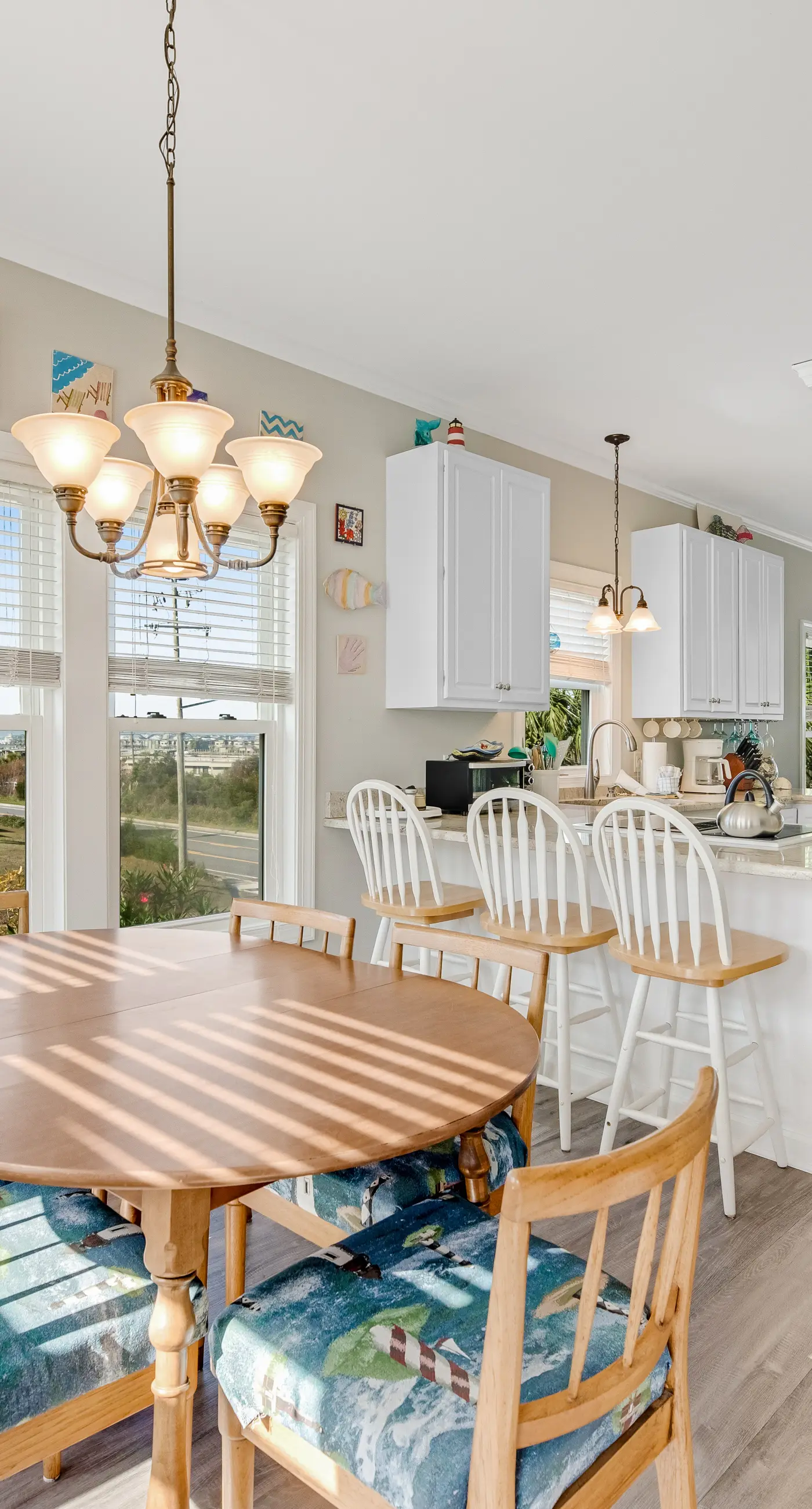 AB156 Over by the Sea