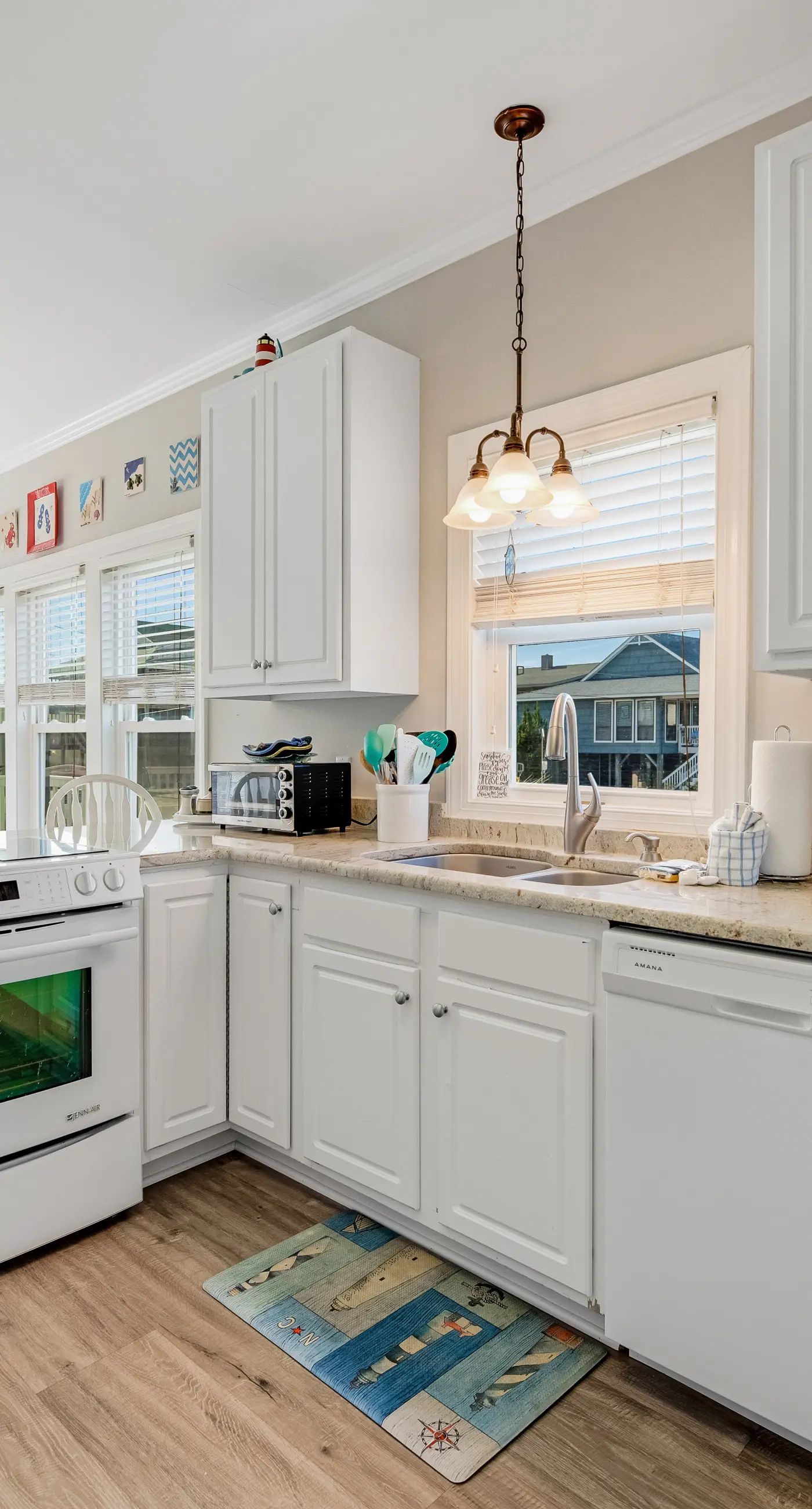 AB156 Over by the Sea