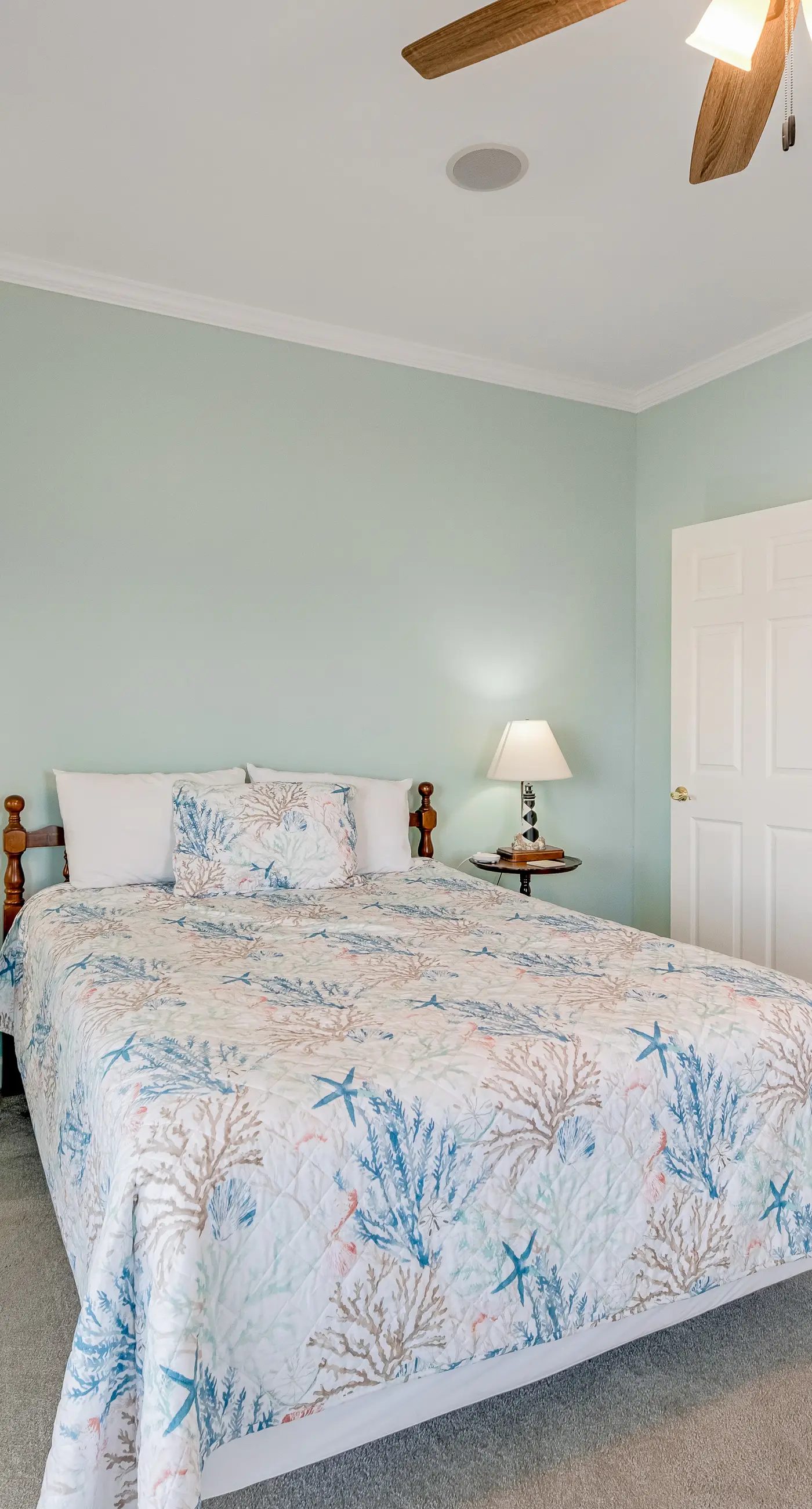 AB156 Over by the Sea