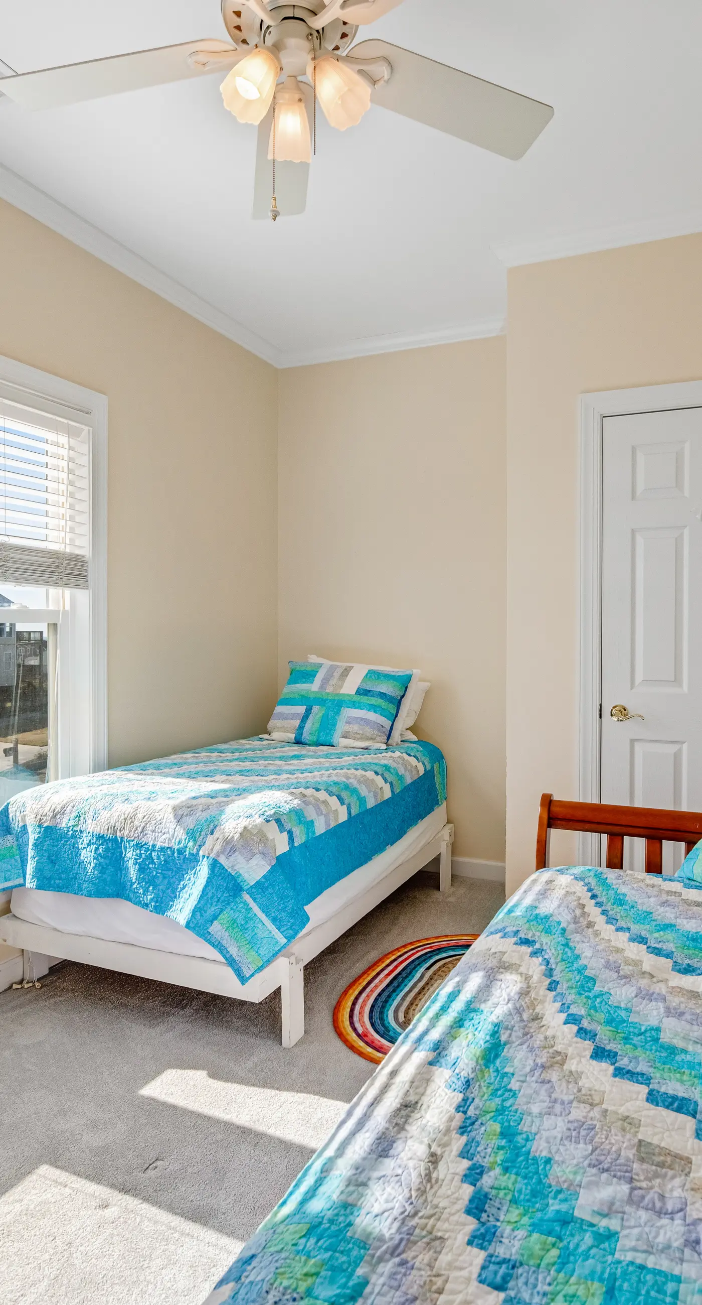 AB156 Over by the Sea