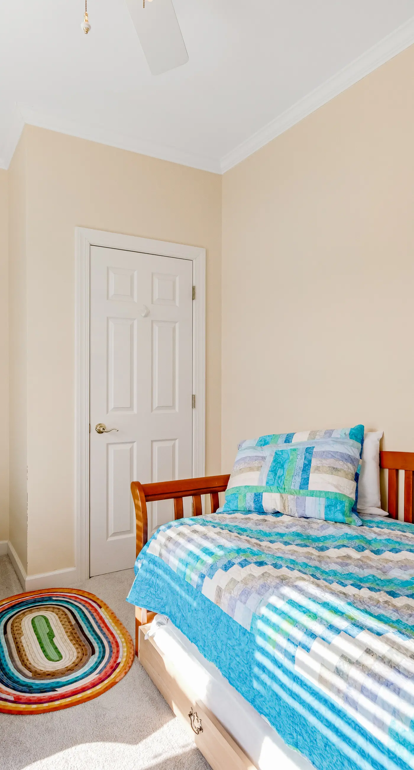 AB156 Over by the Sea