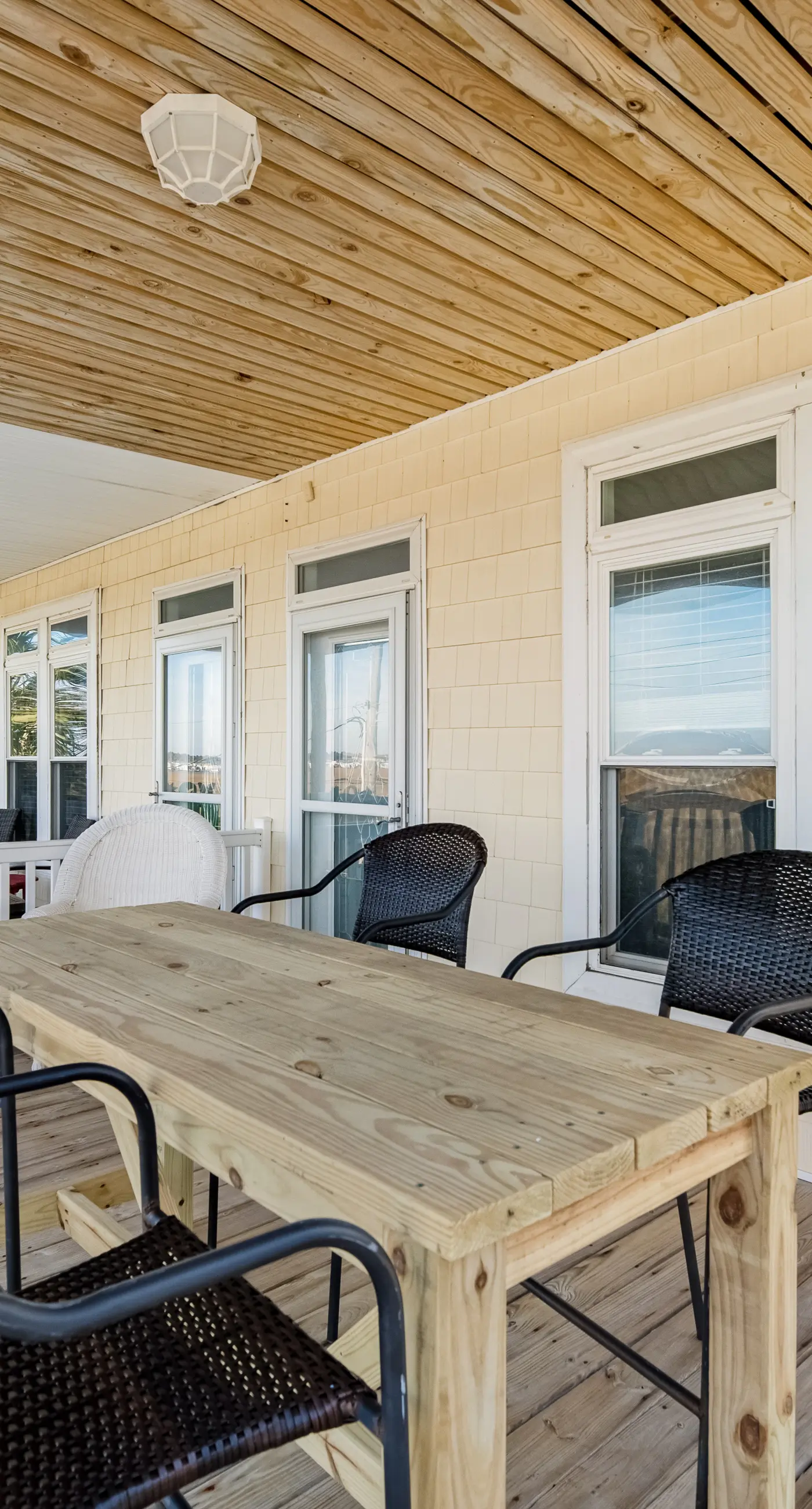 AB156 Over by the Sea