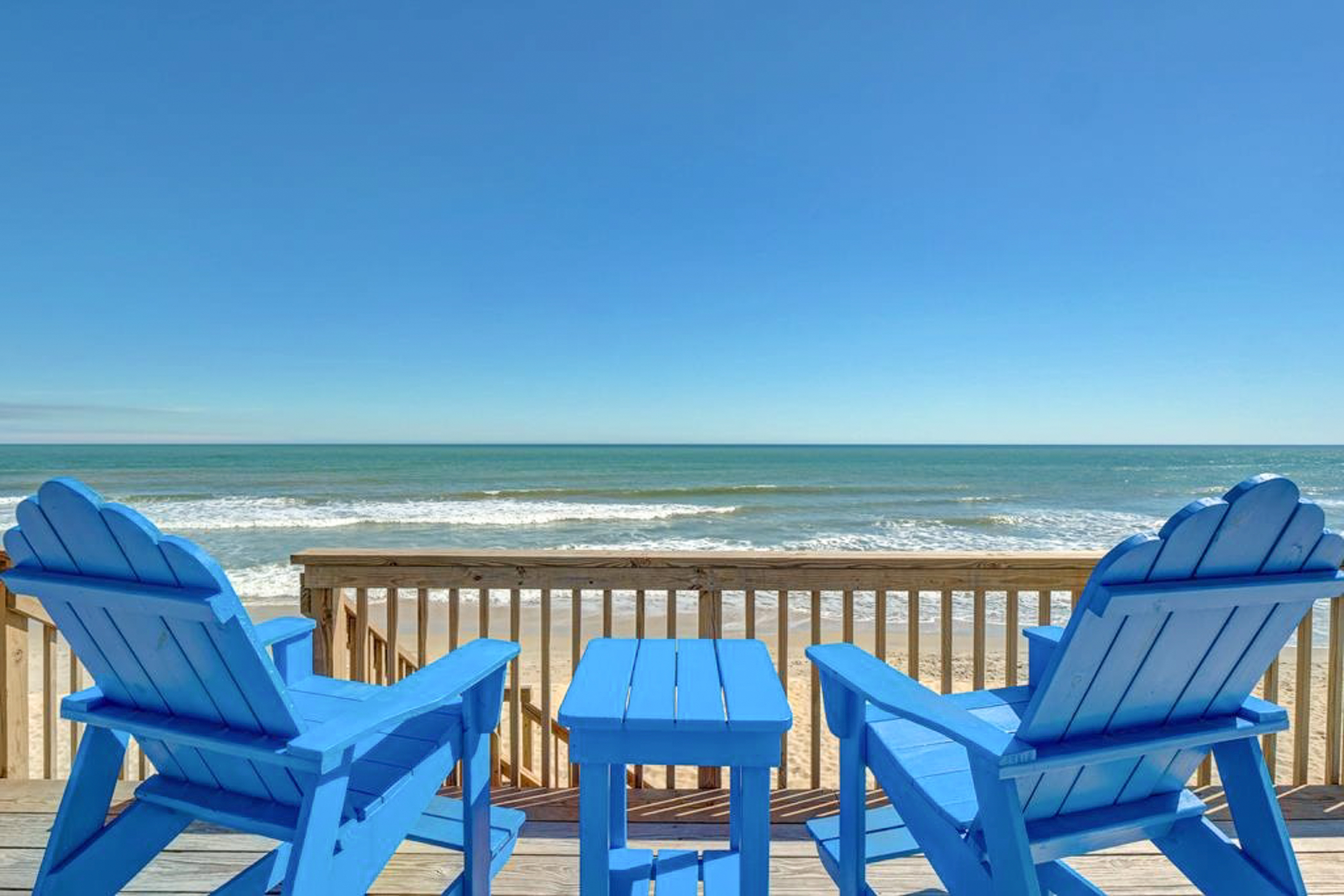 Stunning beachfront home with ocean-view deck, direct beach access, full kitchen